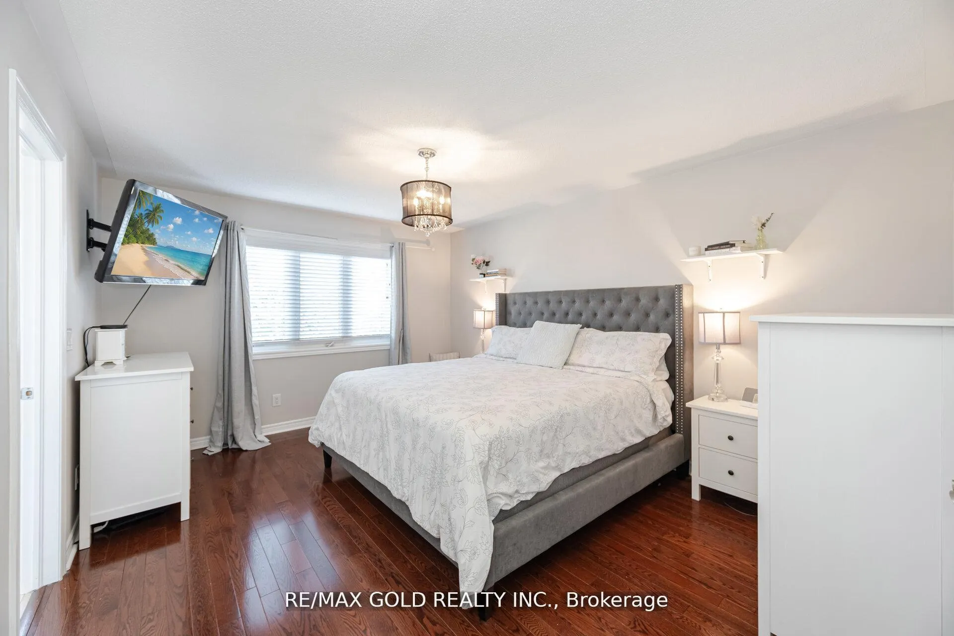 Photo 18 of 28 Versailles Crescent, Brampton, Bram East — HOMEH
