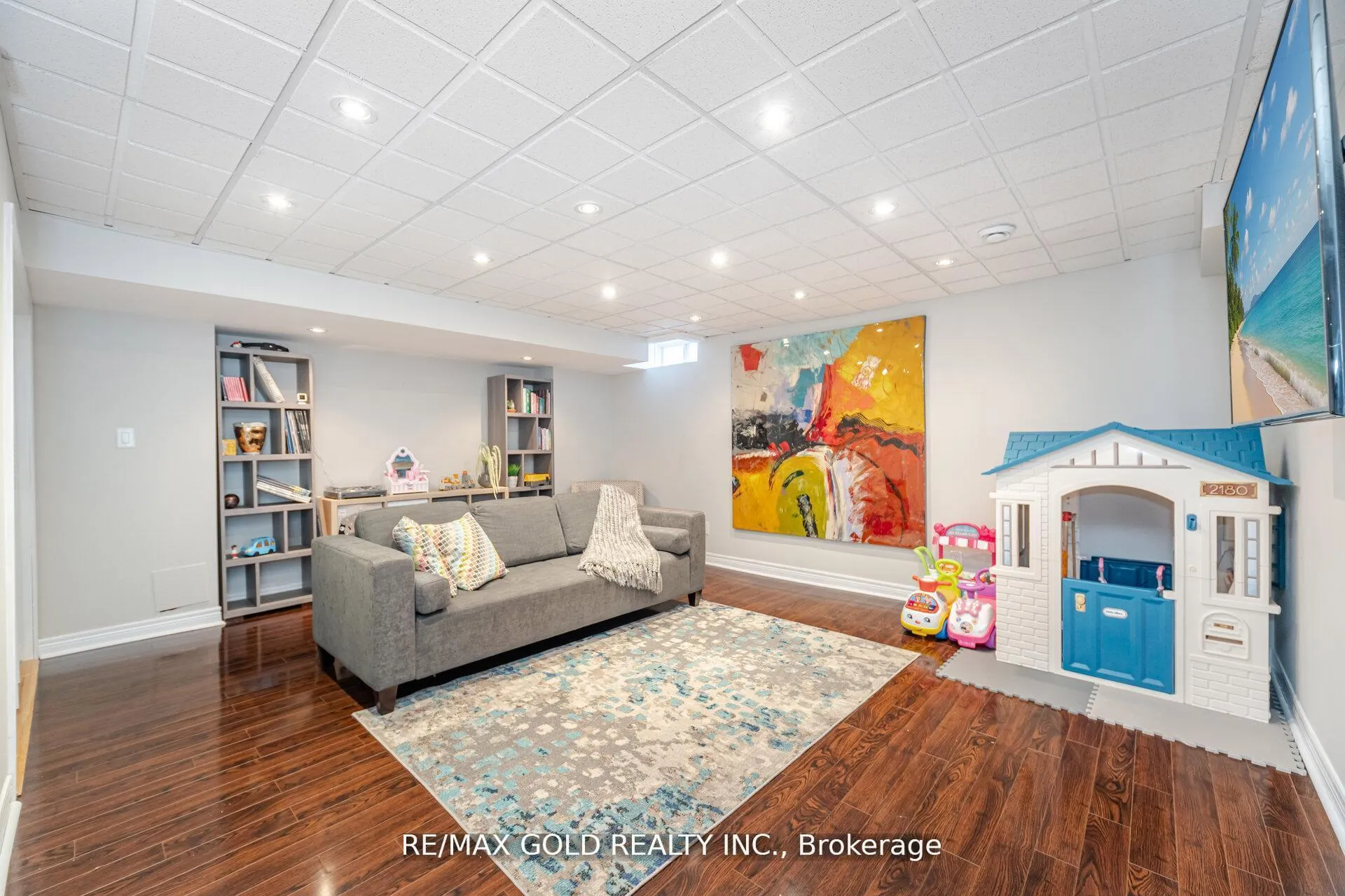 Photo 27 of 28 Versailles Crescent, Brampton, Bram East — HOMEH