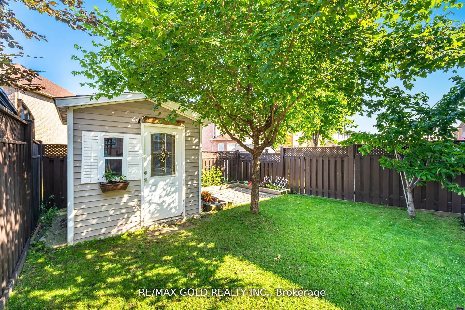 Photo 33 of 28 Versailles Crescent, Brampton, Bram East — HOMEH