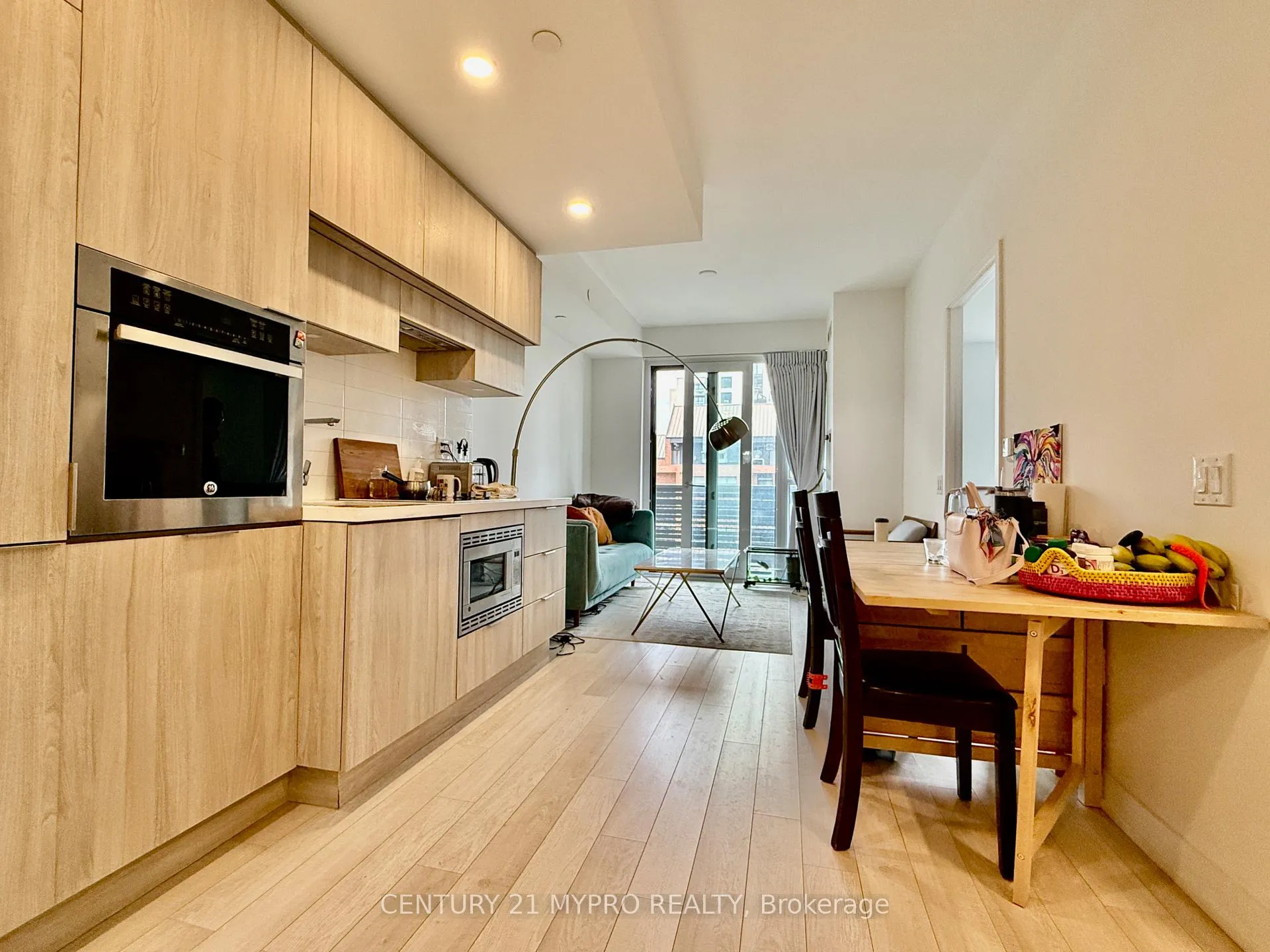 Photo 16 of Unit 702, 39 Roehampton Avenue, Toronto, Mount Pleasant West — HOMEH