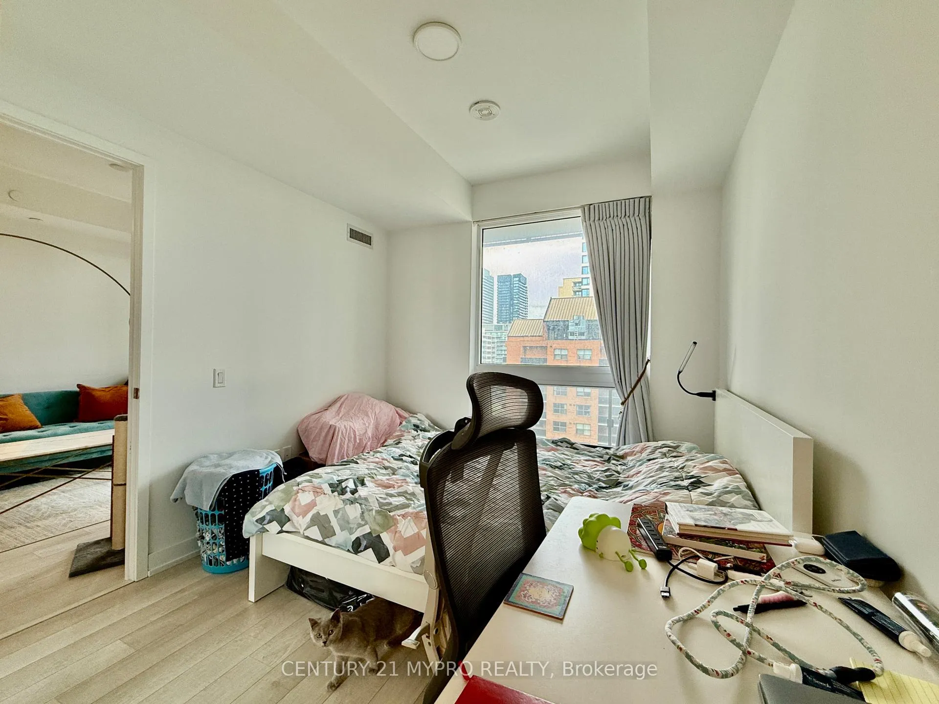 Photo 21 of Unit 702, 39 Roehampton Avenue, Toronto, Mount Pleasant West — HOMEH