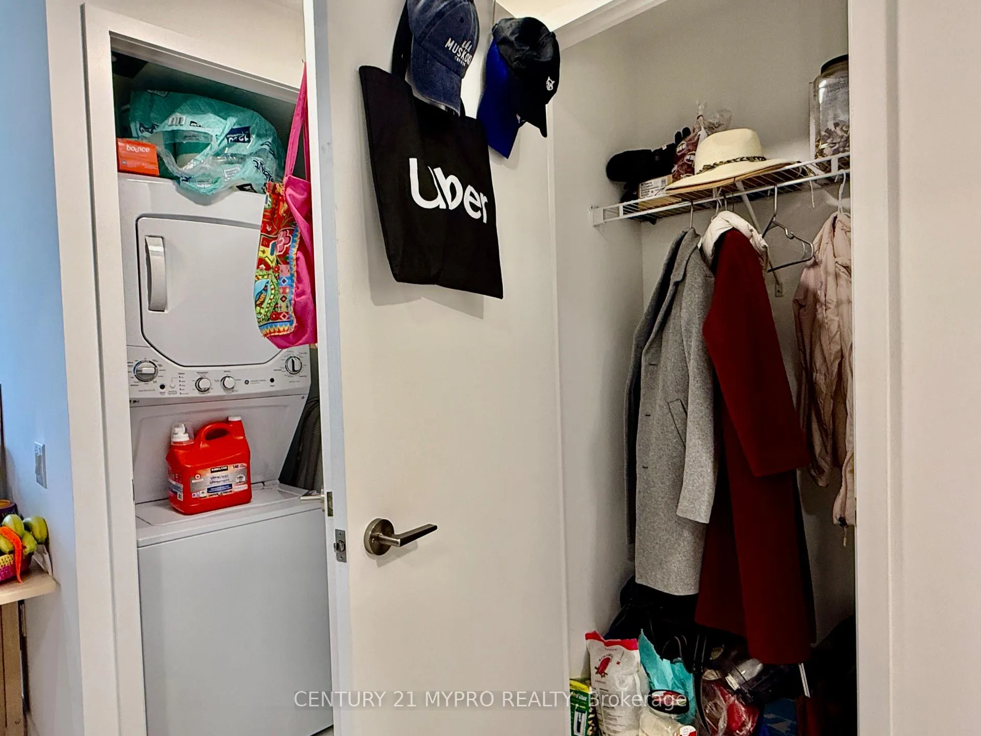 Photo 23 of Unit 702, 39 Roehampton Avenue, Toronto, Mount Pleasant West — HOMEH