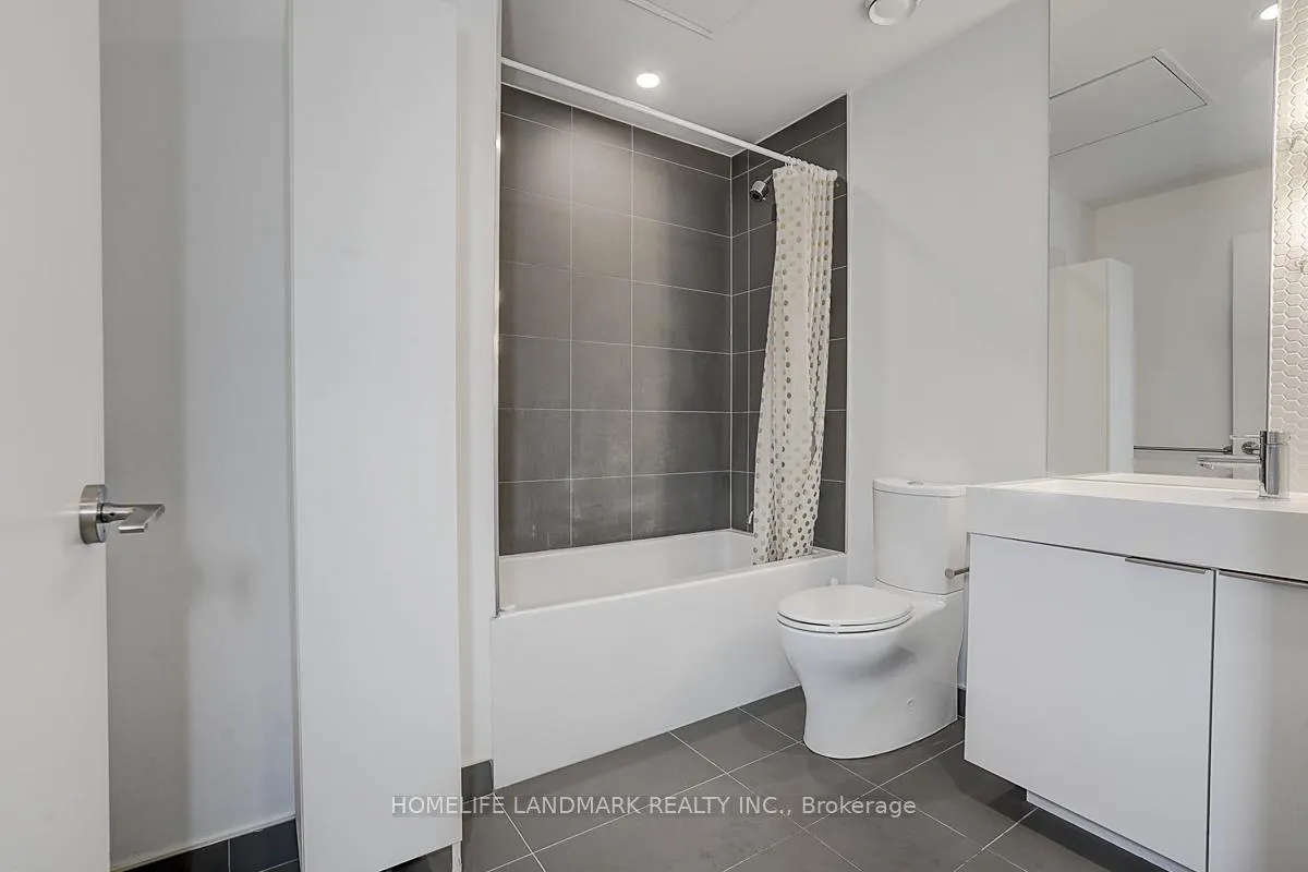 Photo 12 of Unit 2004, 33 Helendale Avenue, Toronto, Yonge-Eglinton — HOMEH