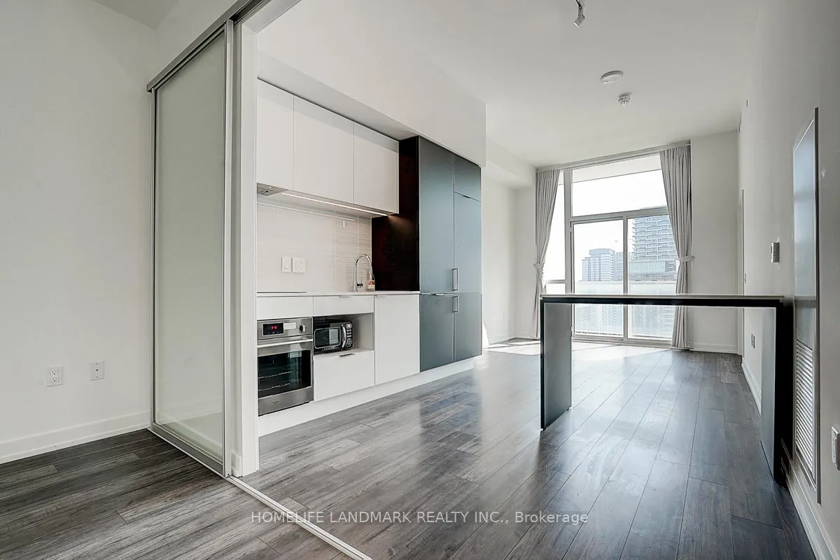 Photo 13 of Unit 2004, 33 Helendale Avenue, Toronto, Yonge-Eglinton — HOMEH