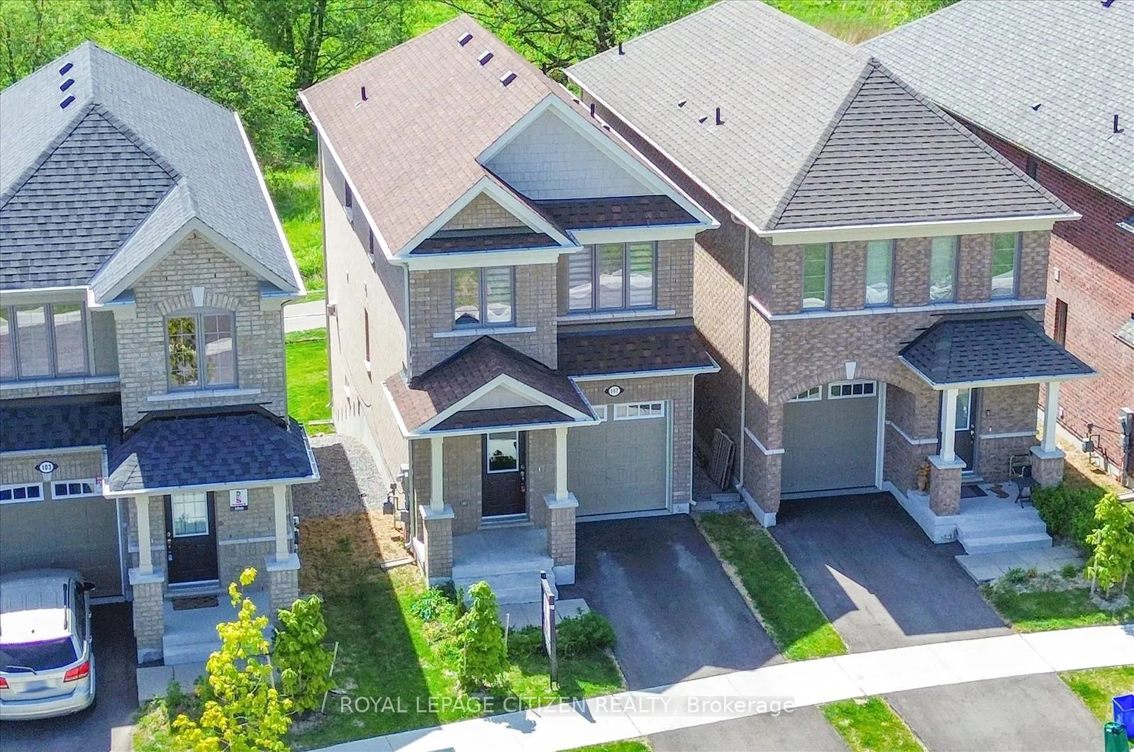 Photo 5 of 107 Bayardo Drive, Oshawa, Windfields — HOMEH