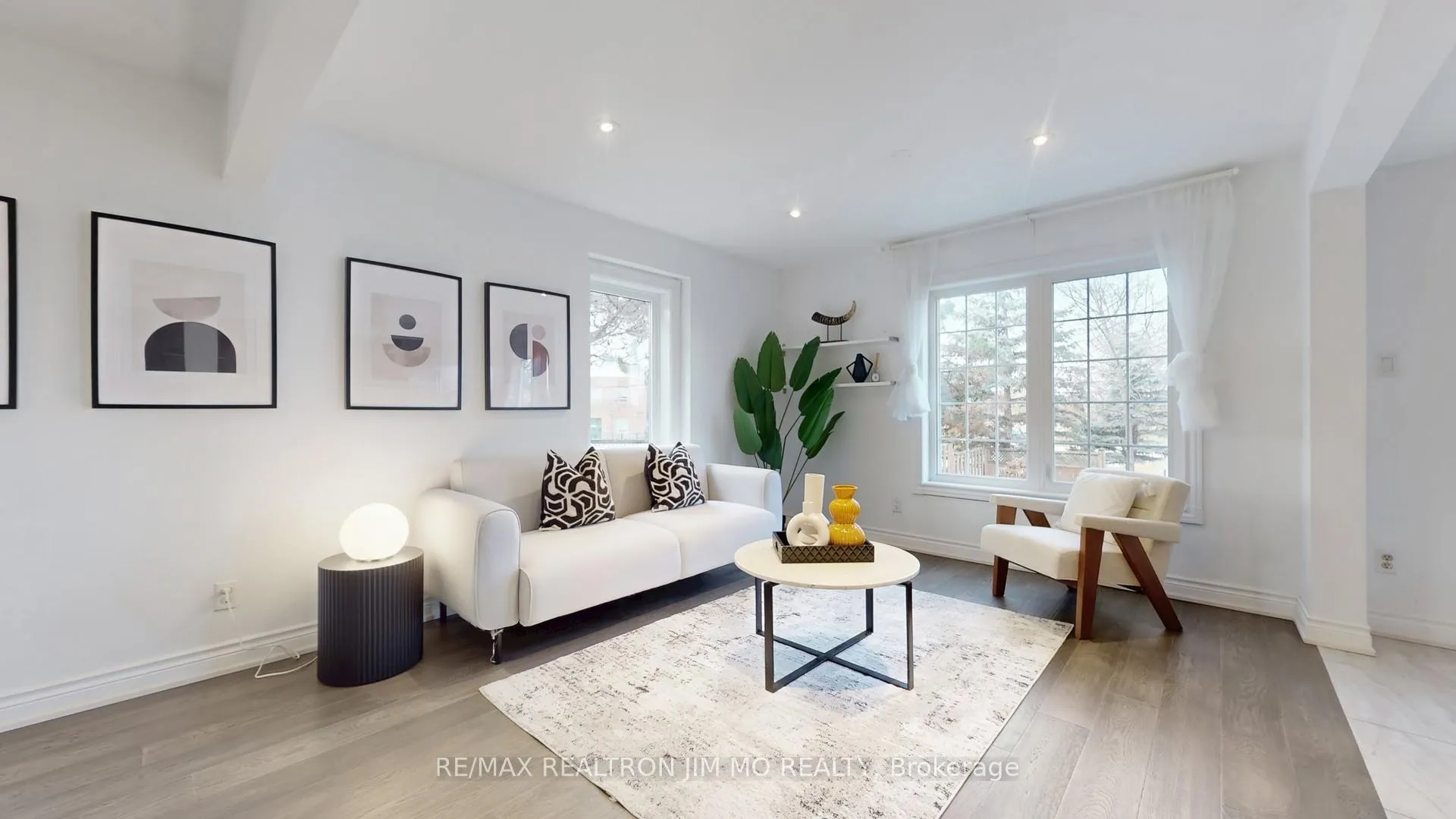 Photo 6 of 431 Stone Road, Aurora, Aurora Grove — HOMEH