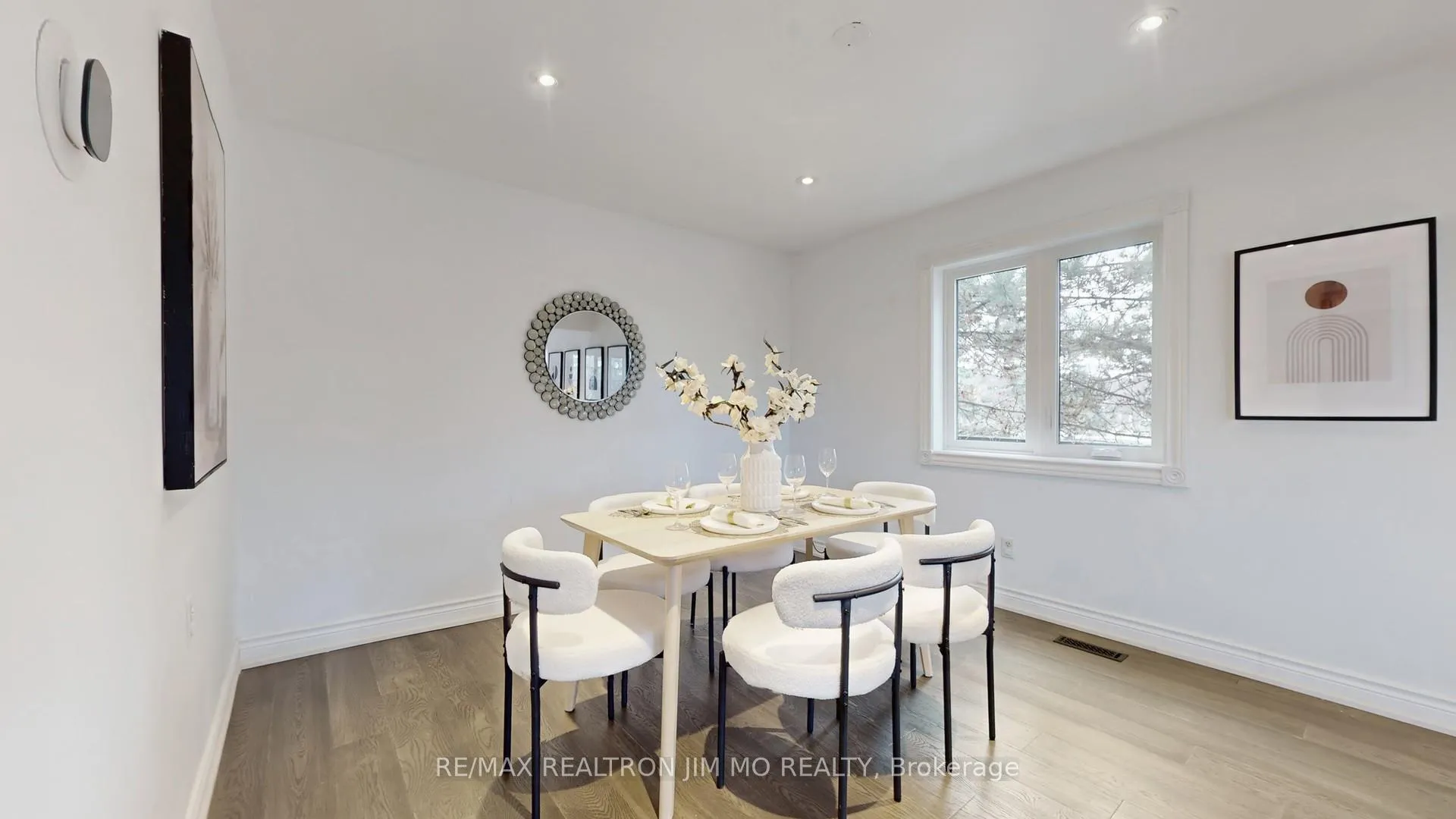 Photo 11 of 431 Stone Road, Aurora, Aurora Grove — HOMEH