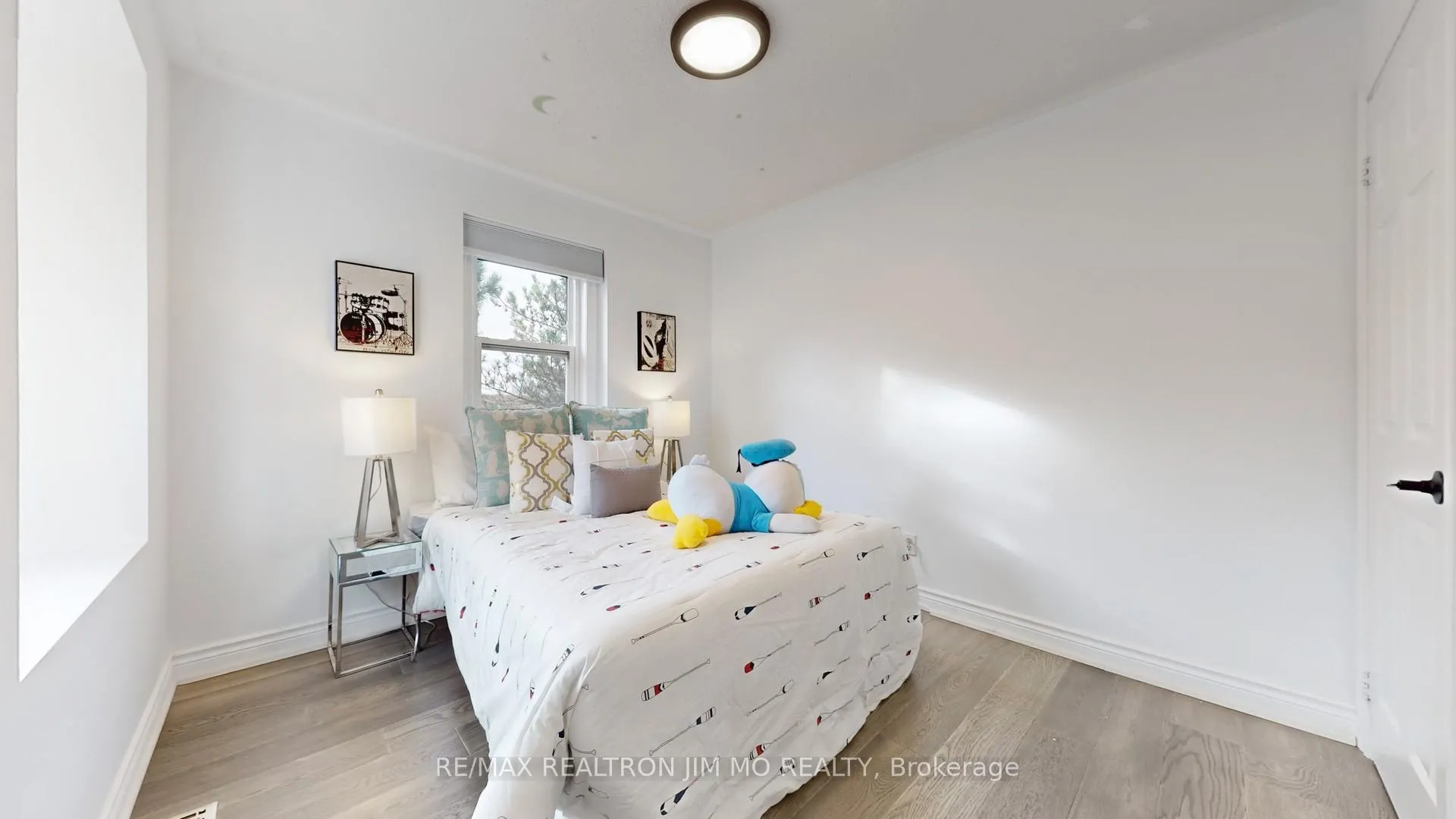 Photo 35 of 431 Stone Road, Aurora, Aurora Grove — HOMEH