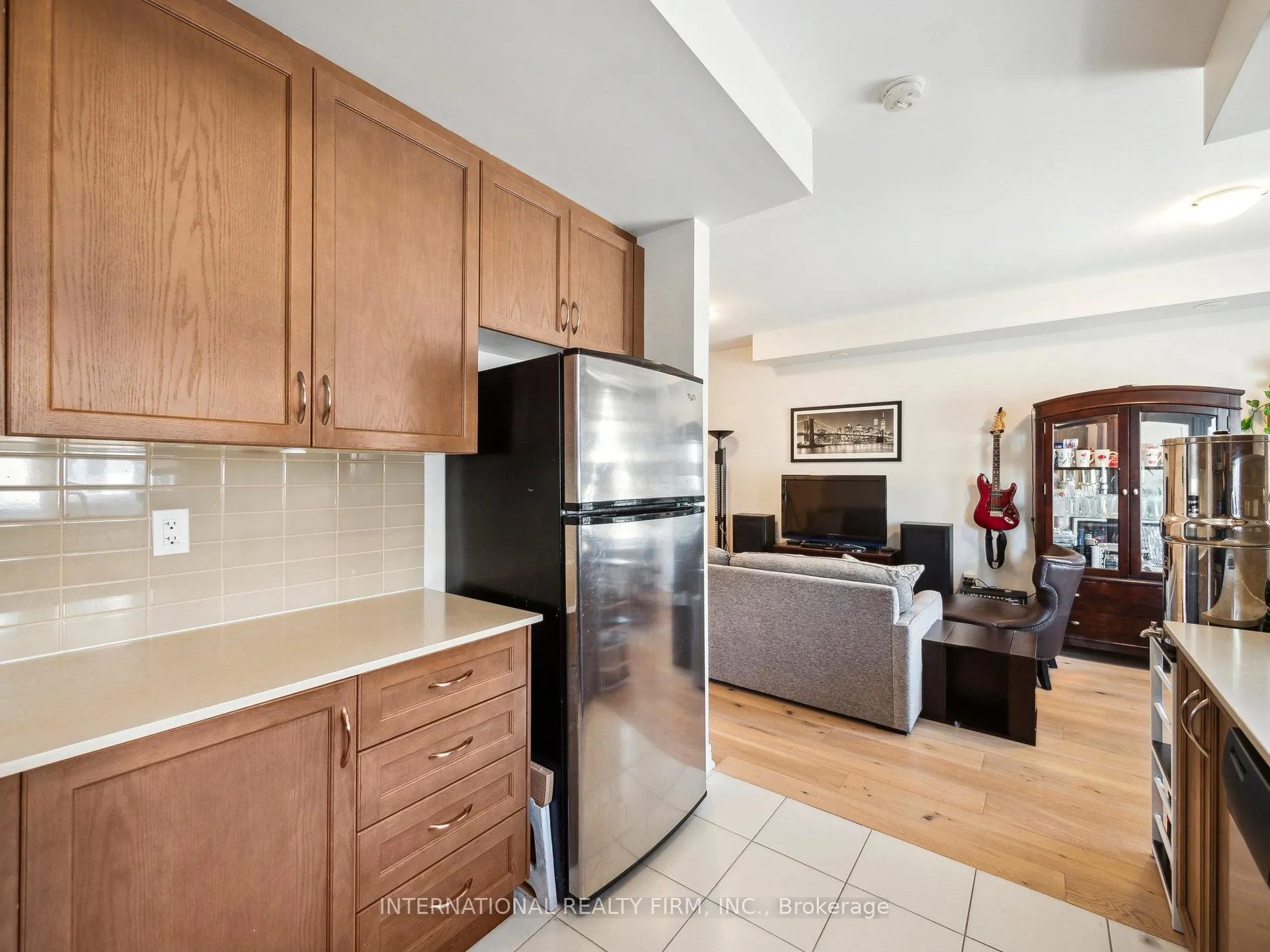 Photo 10 of Unit 14, 9621 Jane Street, Vaughan, Maple — HOMEH