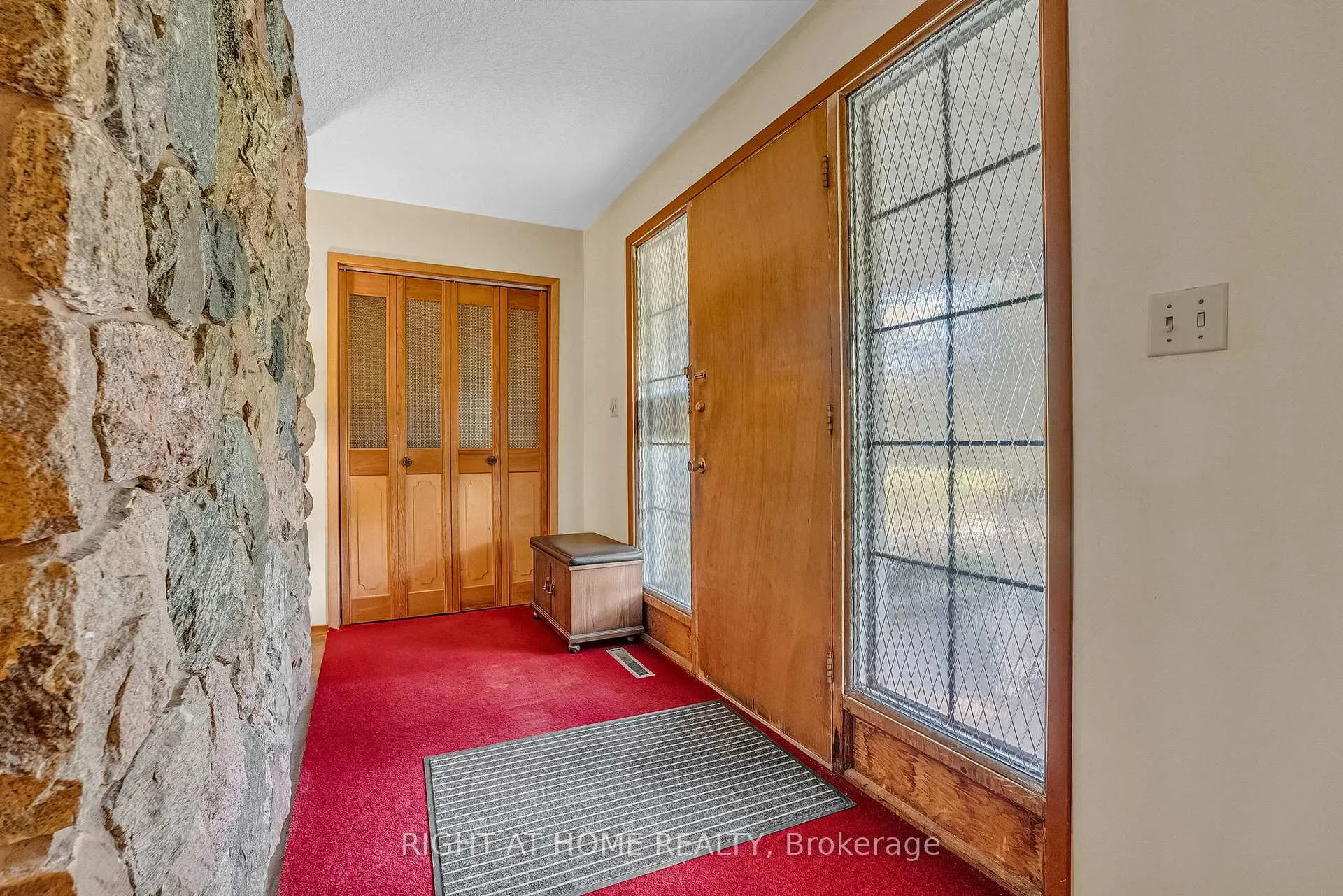 Photo 8 of 356 Conlin Road E, Oshawa, Kedron — HOMEH