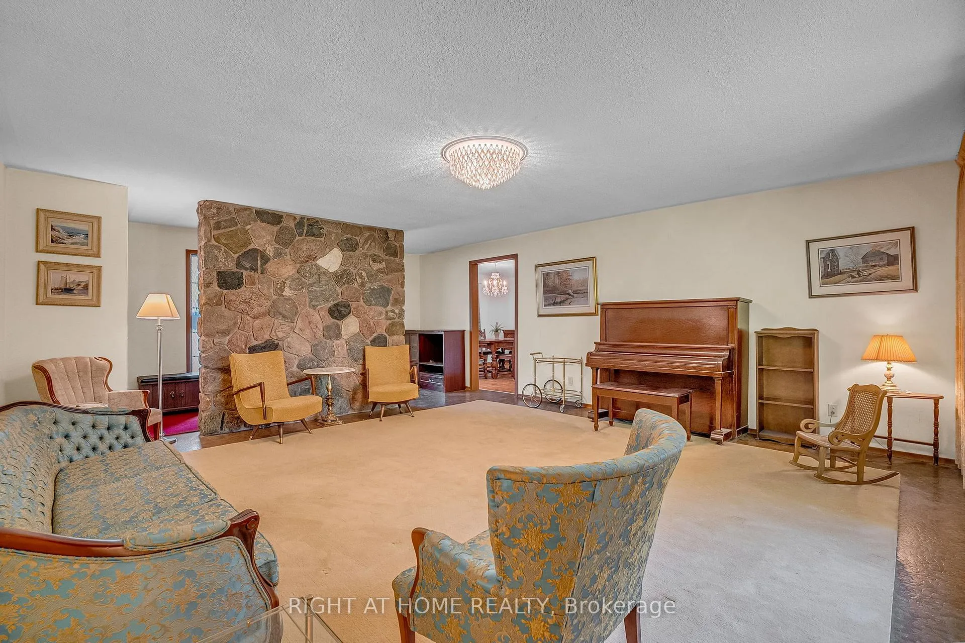 Photo 12 of 356 Conlin Road E, Oshawa, Kedron — HOMEH