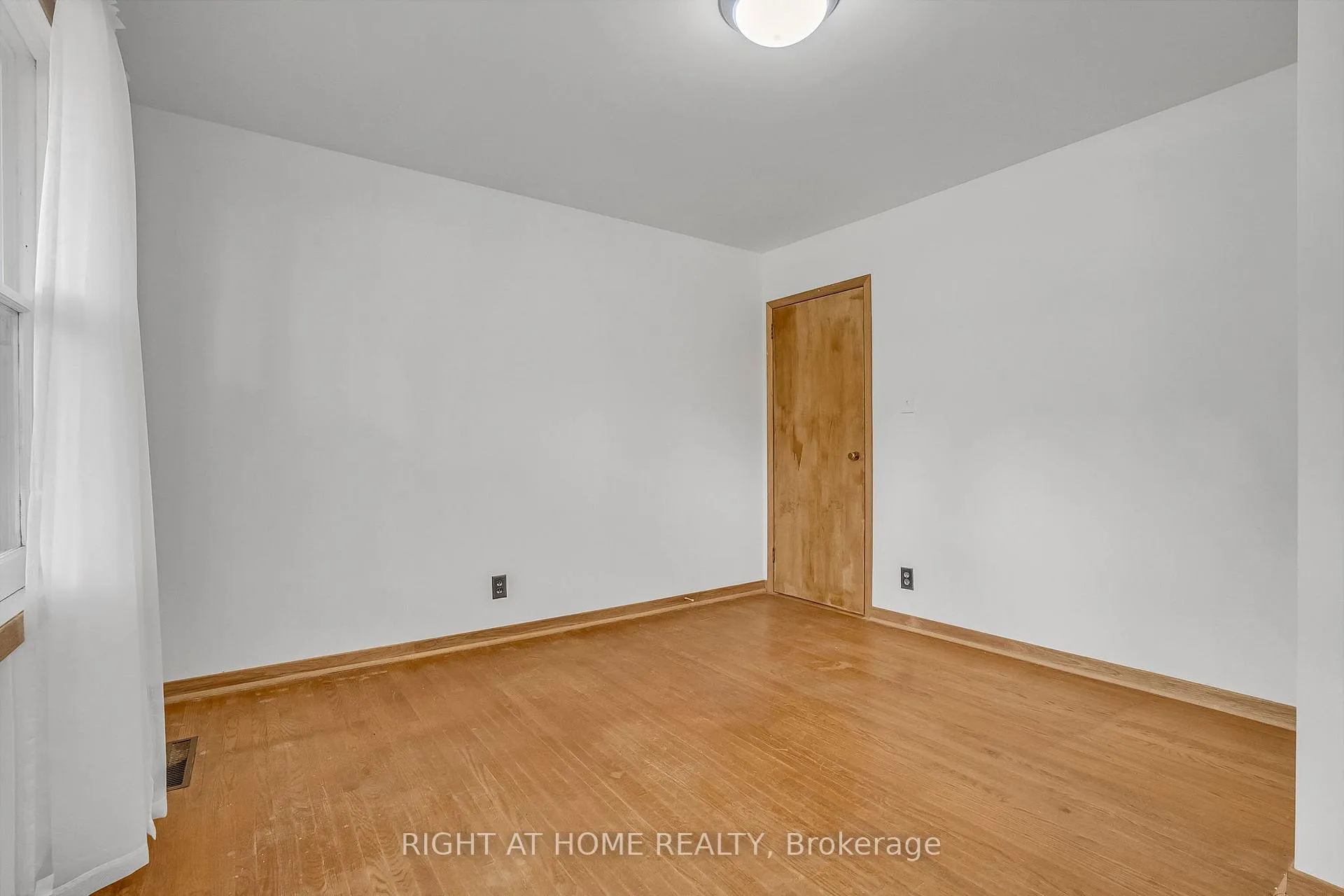 Photo 24 of 356 Conlin Road E, Oshawa, Kedron — HOMEH
