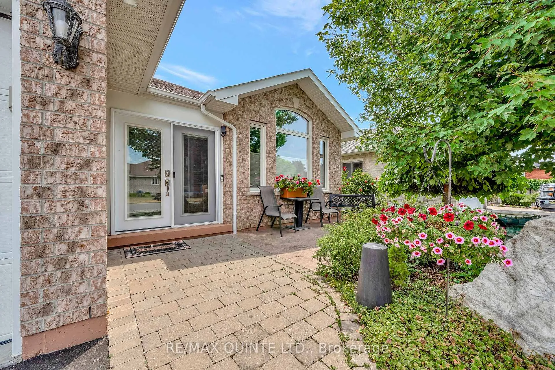 Photo 4 of 7 Chestnut Drive, Belleville, Belleville Ward — HOMEH