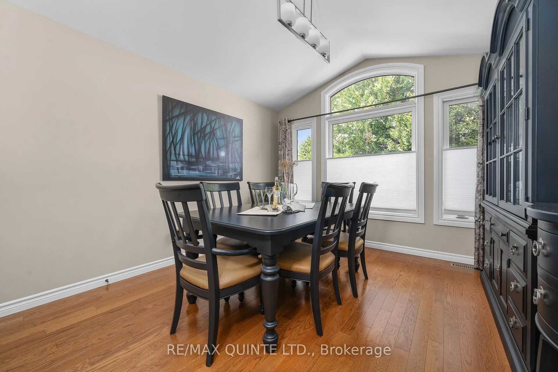 Photo 8 of 7 Chestnut Drive, Belleville, Belleville Ward — HOMEH