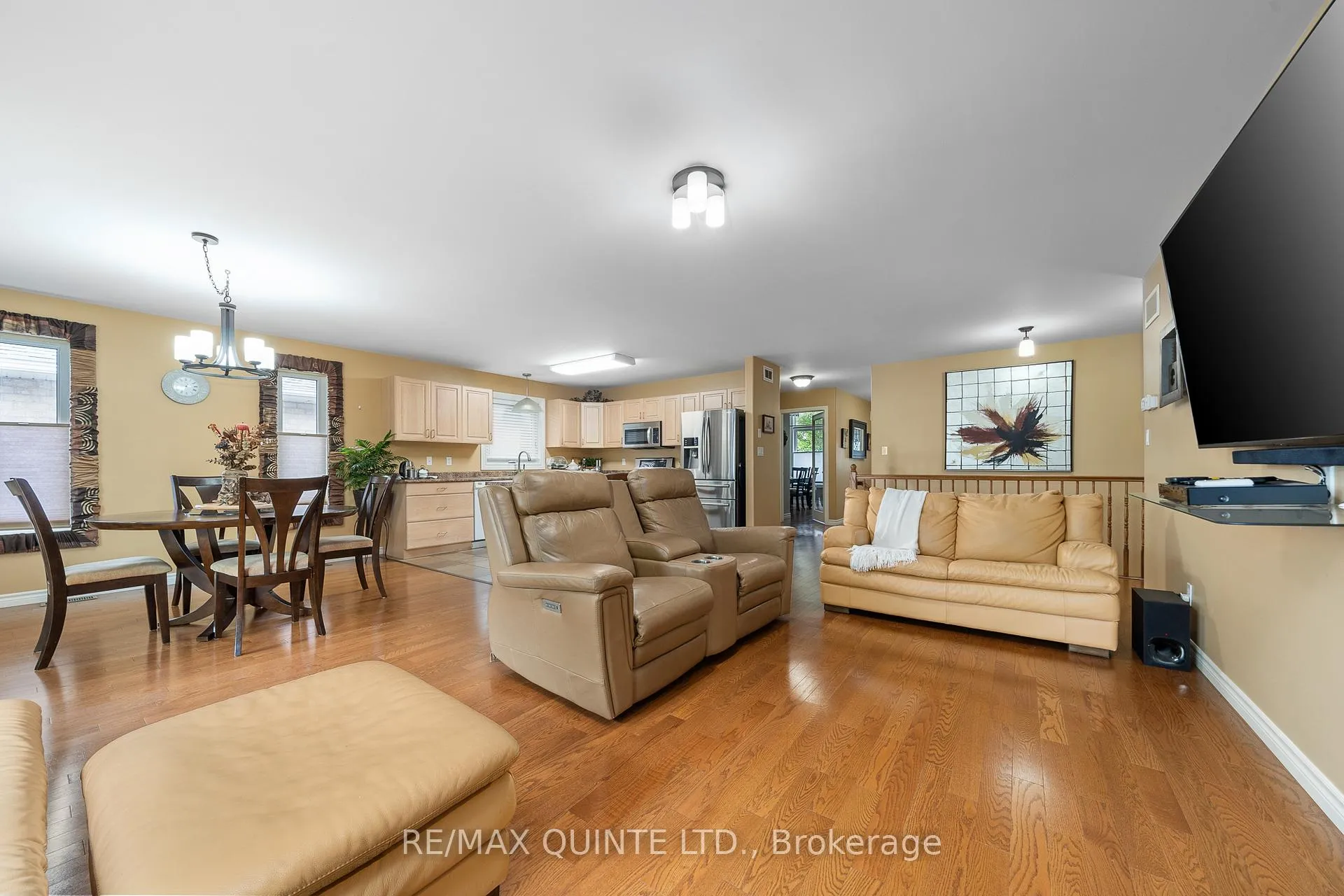 Photo 16 of 7 Chestnut Drive, Belleville, Belleville Ward — HOMEH