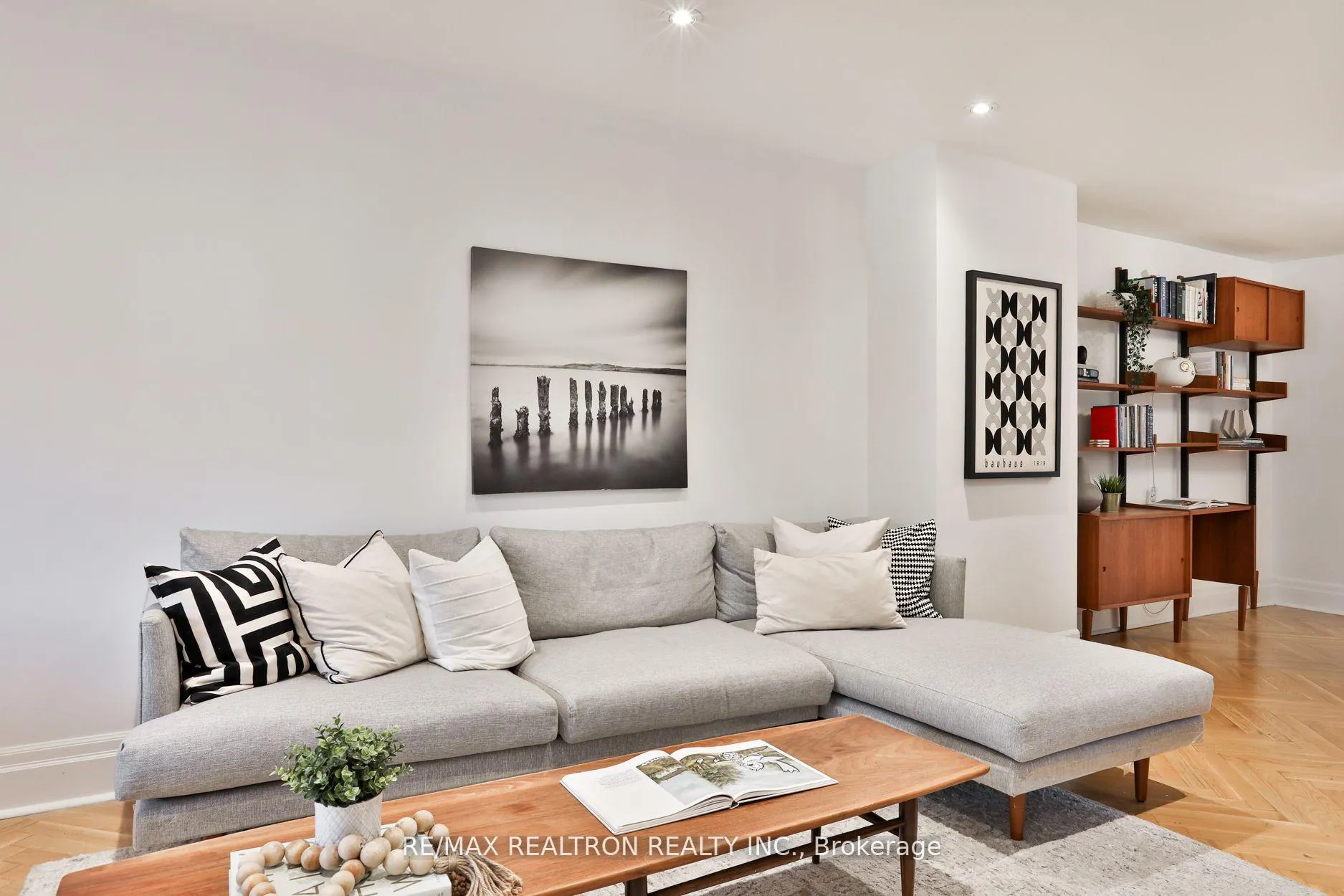 Photo 7 of 337 Winona Drive, Toronto, Oakwood Village — HOMEH