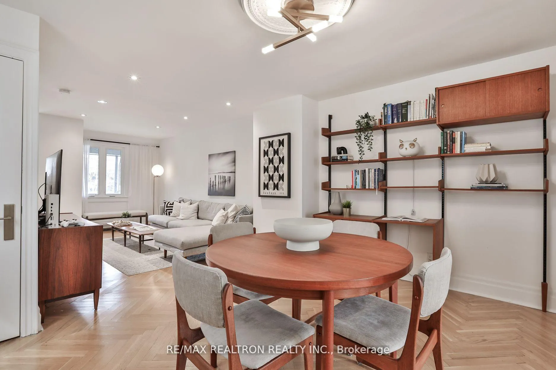Photo 11 of 337 Winona Drive, Toronto, Oakwood Village — HOMEH