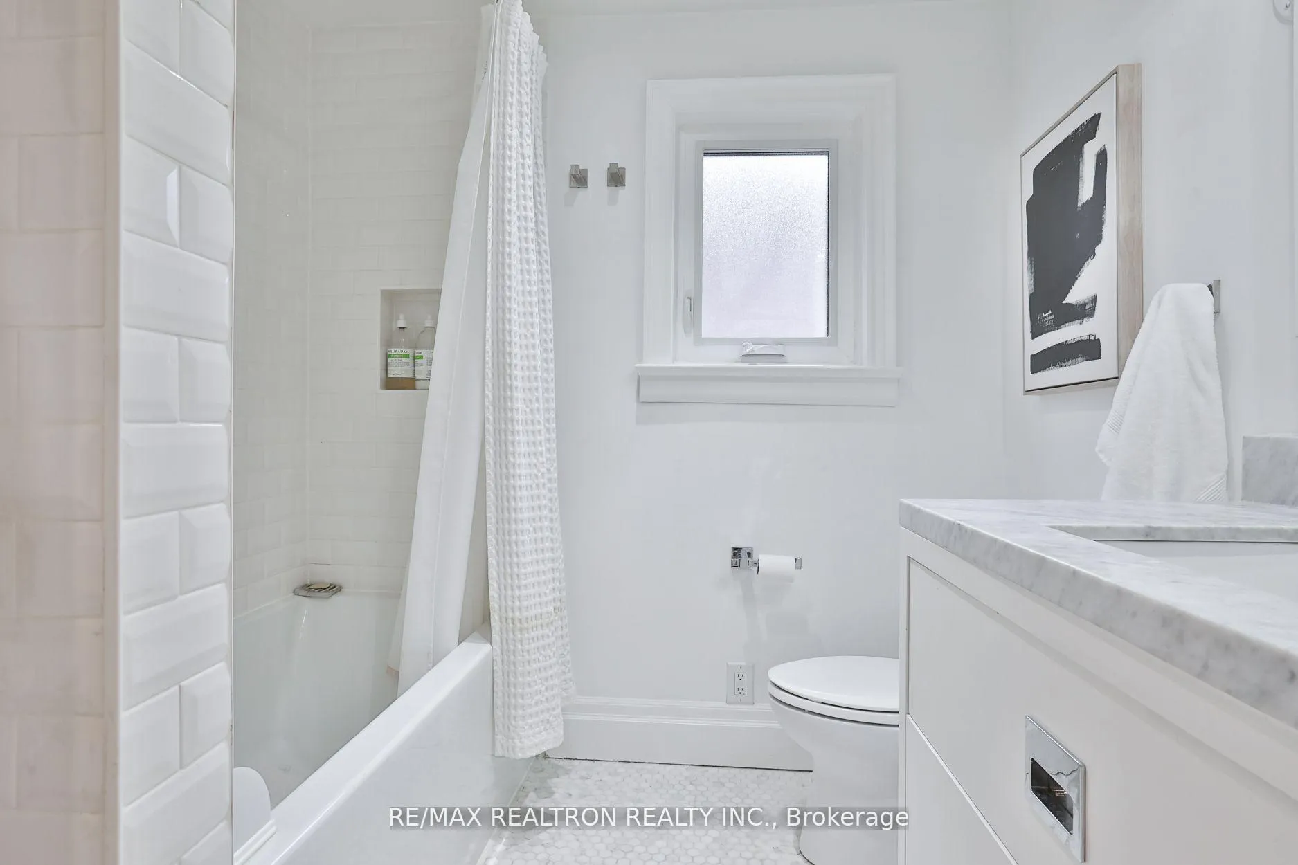 Photo 25 of 337 Winona Drive, Toronto, Oakwood Village — HOMEH