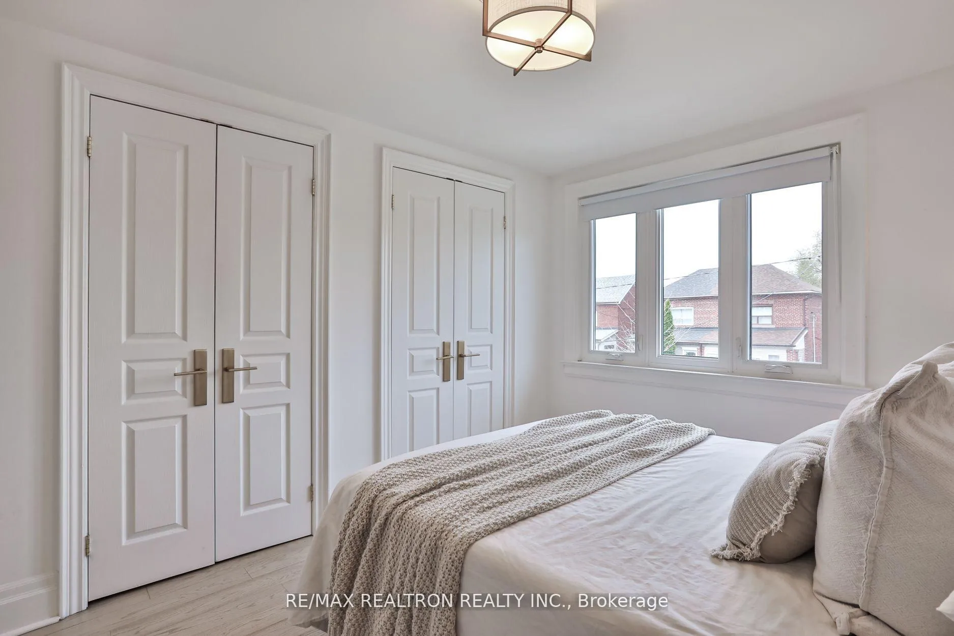 Photo 26 of 337 Winona Drive, Toronto, Oakwood Village — HOMEH