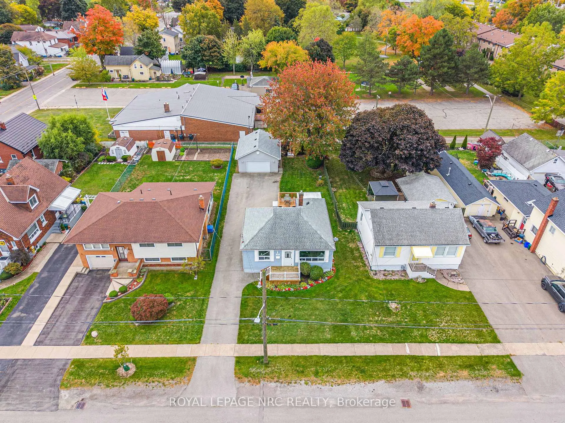 Photo 35 of 20 Helen Street, Port Colborne, Main Street — HOMEH
