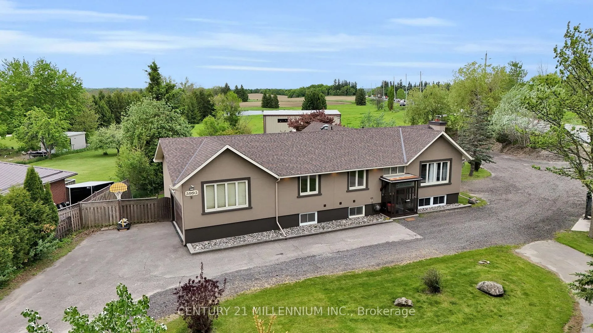 Photo 9 of 5995 17th Side Road, King, Rural King — HOMEH