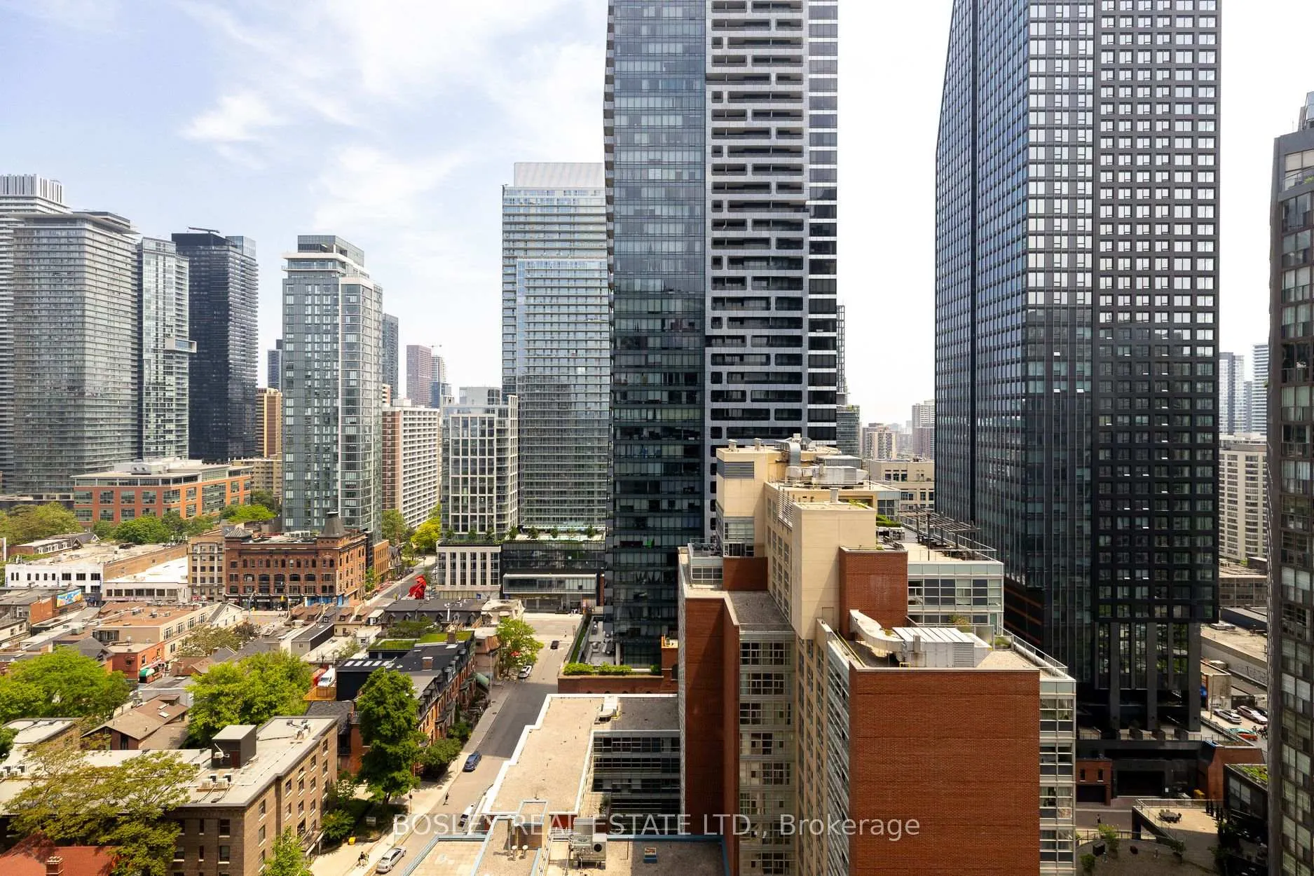 Front of Unit 2108, 1001 Bay Street