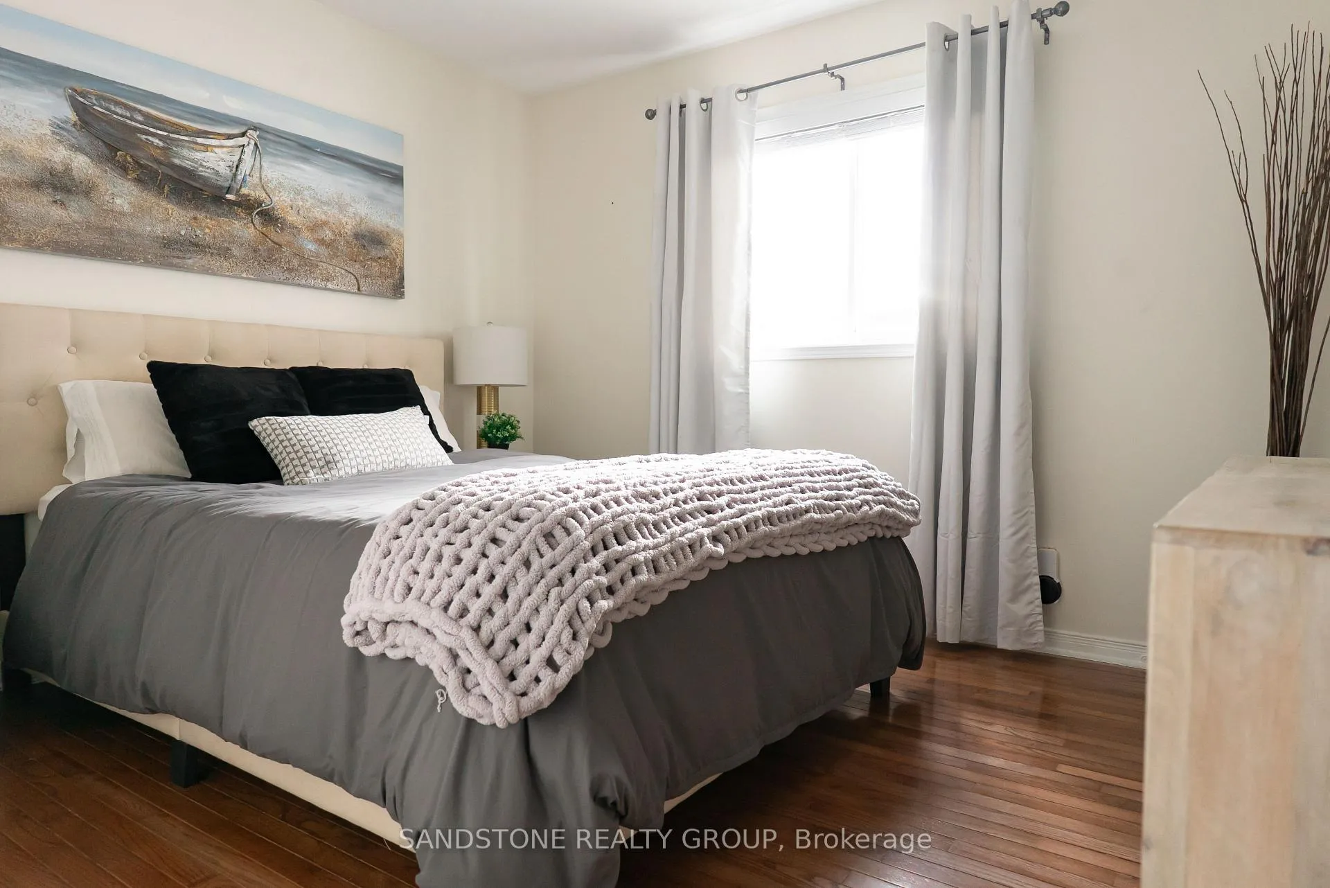 Photo 23 of 4908 Drake Avenue, Lincoln, Beamsville — HOMEH
