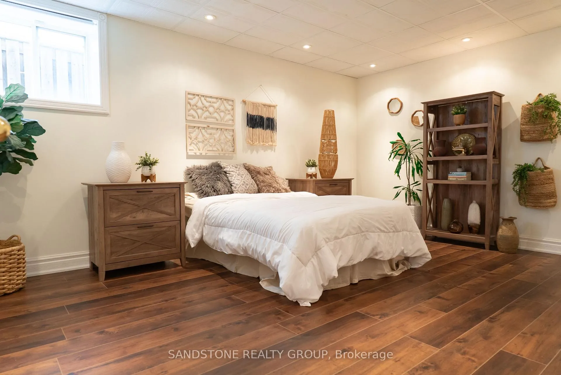 Photo 32 of 4908 Drake Avenue, Lincoln, Beamsville — HOMEH