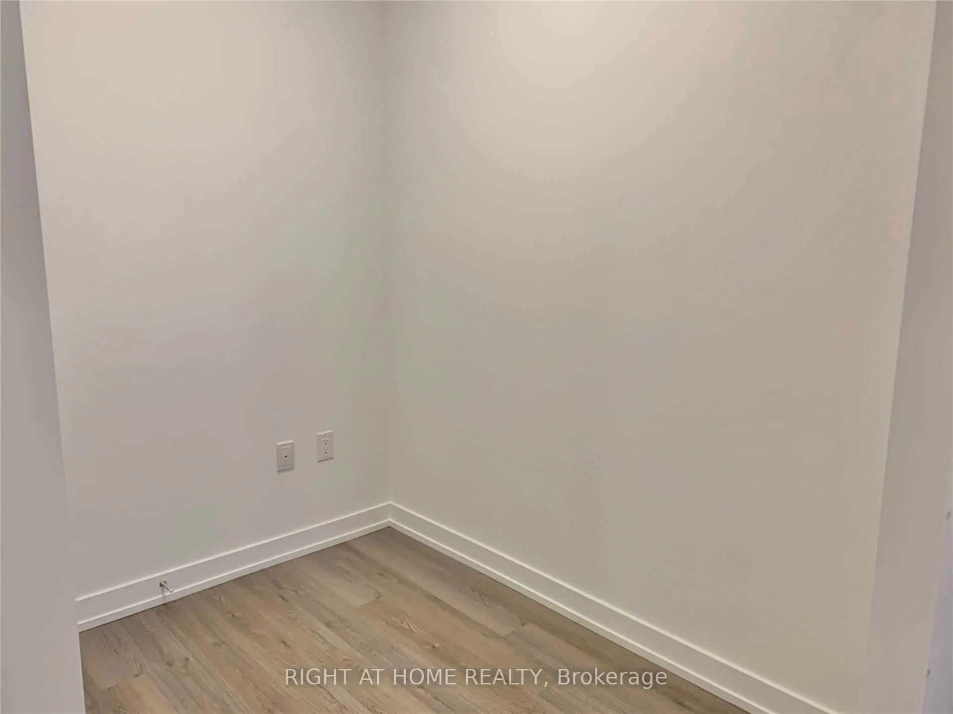 Photo 12 of Unit 1701, 39 Roehampton Avenue, Toronto, Mount Pleasant West — HOMEH