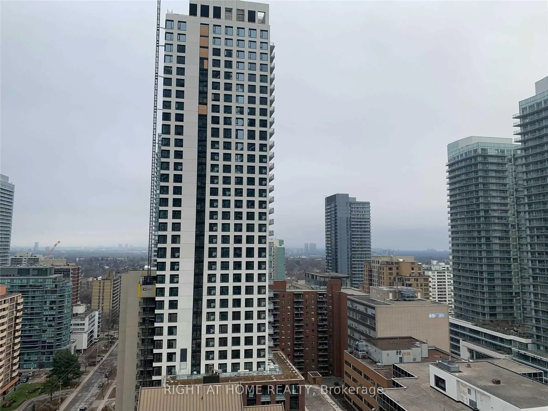 Photo 13 of Unit 1701, 39 Roehampton Avenue, Toronto, Mount Pleasant West — HOMEH