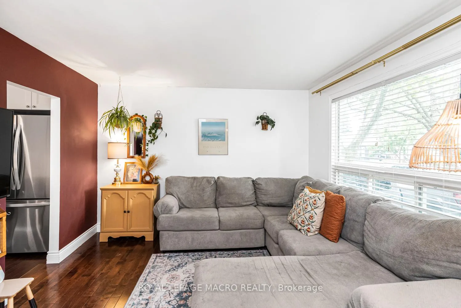 Photo 10 of 28 Longfellow Avenue, St. Catharines, Haig — HOMEH