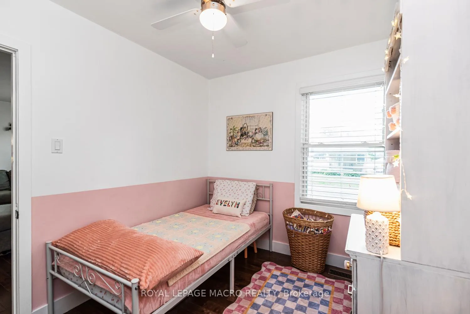 Photo 15 of 28 Longfellow Avenue, St. Catharines, Haig — HOMEH
