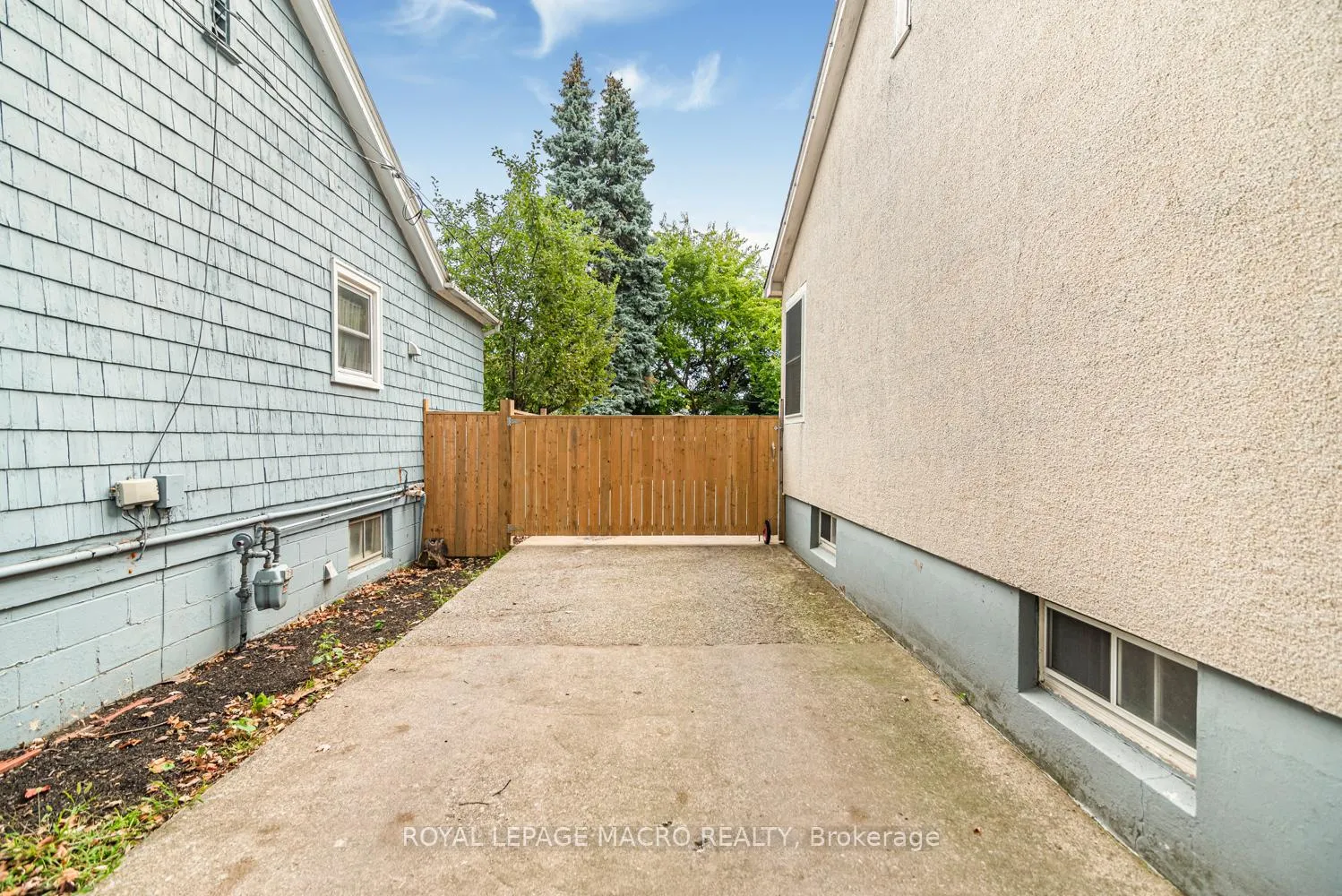 Photo 28 of 28 Longfellow Avenue, St. Catharines, Haig — HOMEH