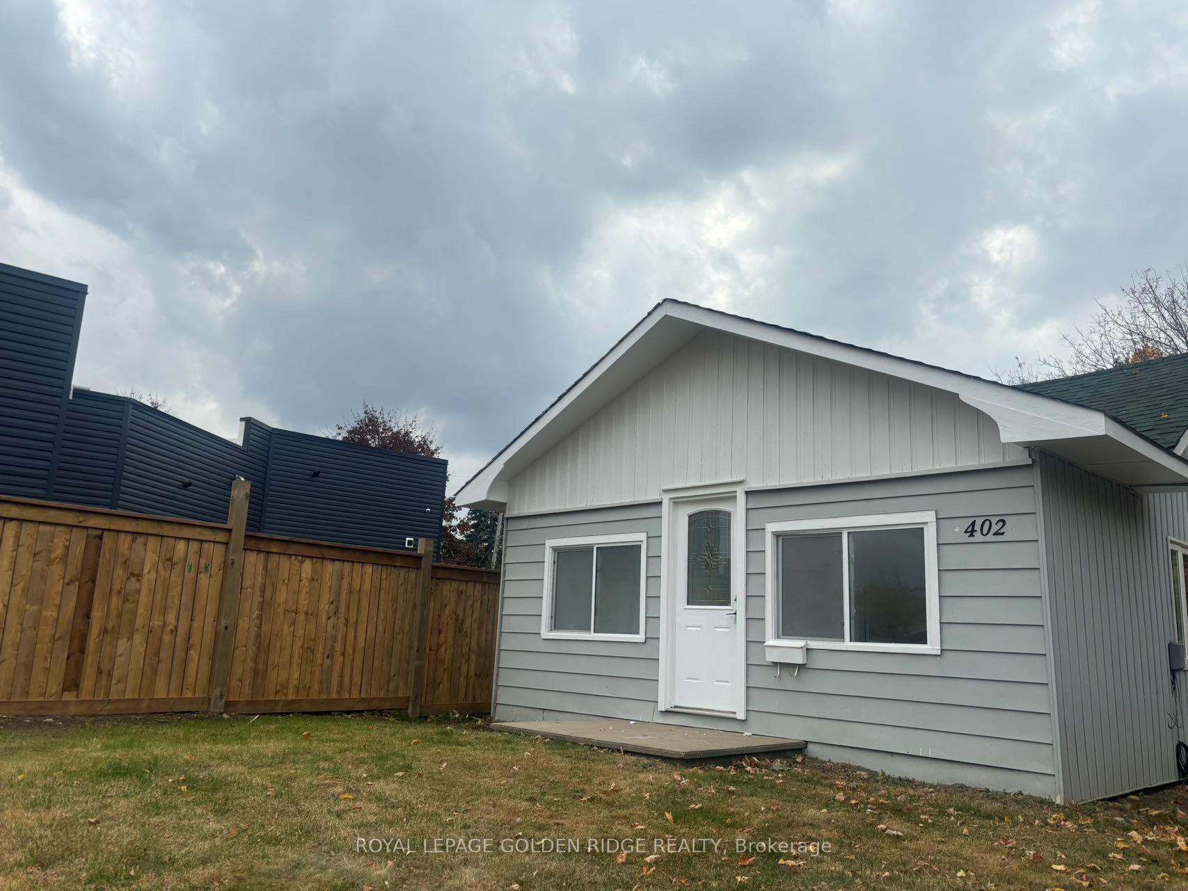 Front of 402 The Queensway South