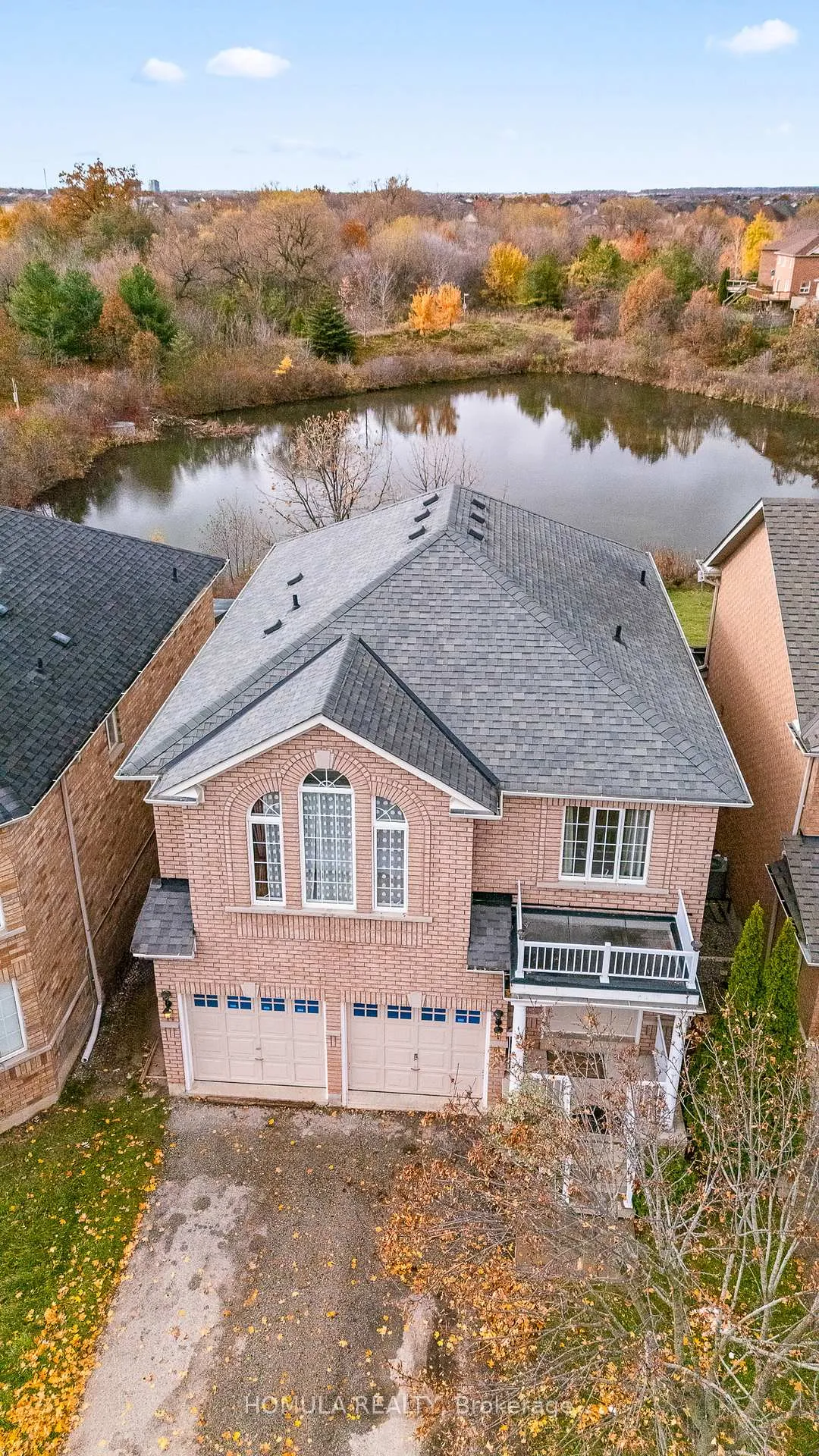 Photo 1 of 54 Queen Mary Drive, Brampton, Fletcher's Meadow — HOMEH