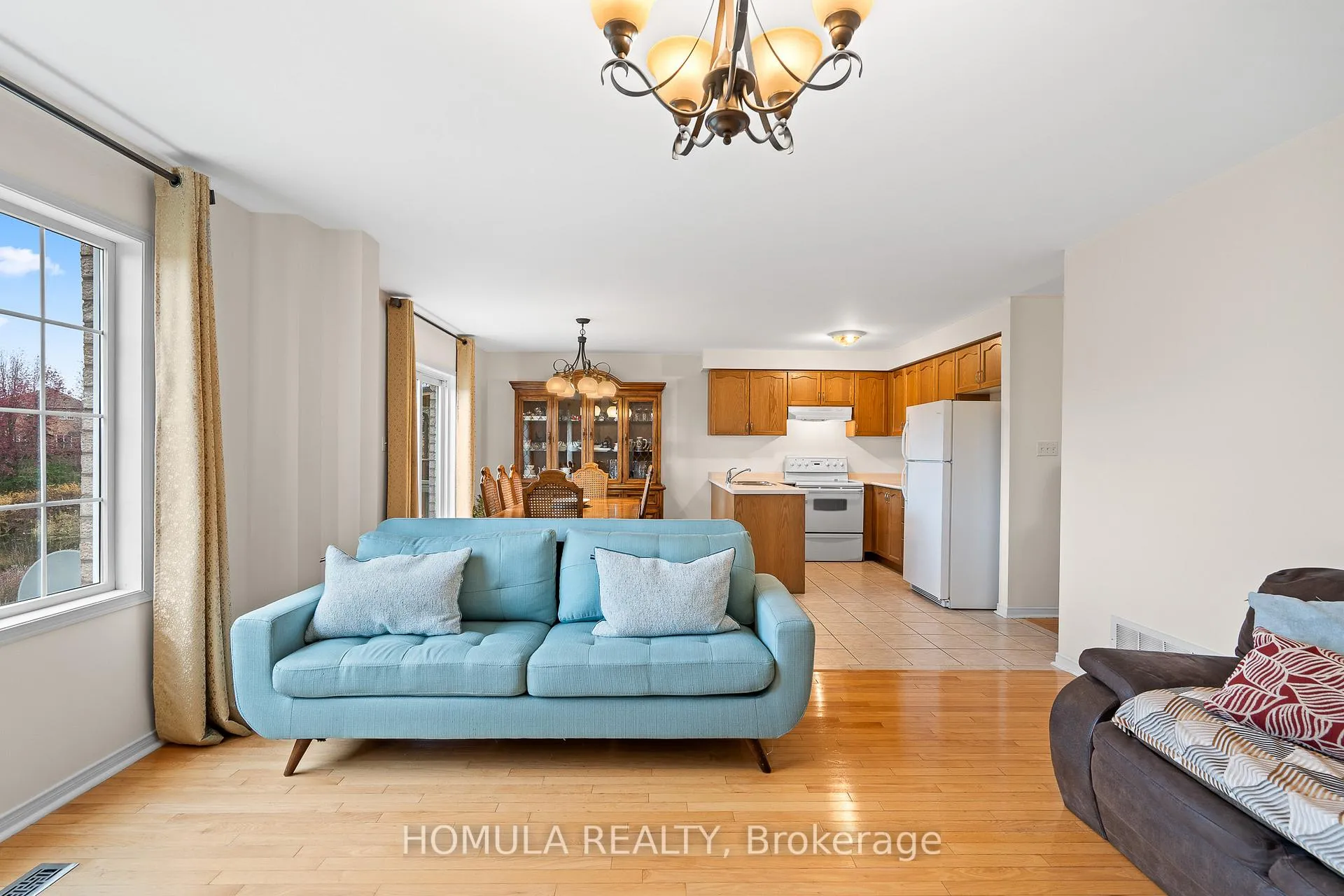 Photo 113 of 54 Queen Mary Drive, Brampton, Fletcher's Meadow — HOMEH