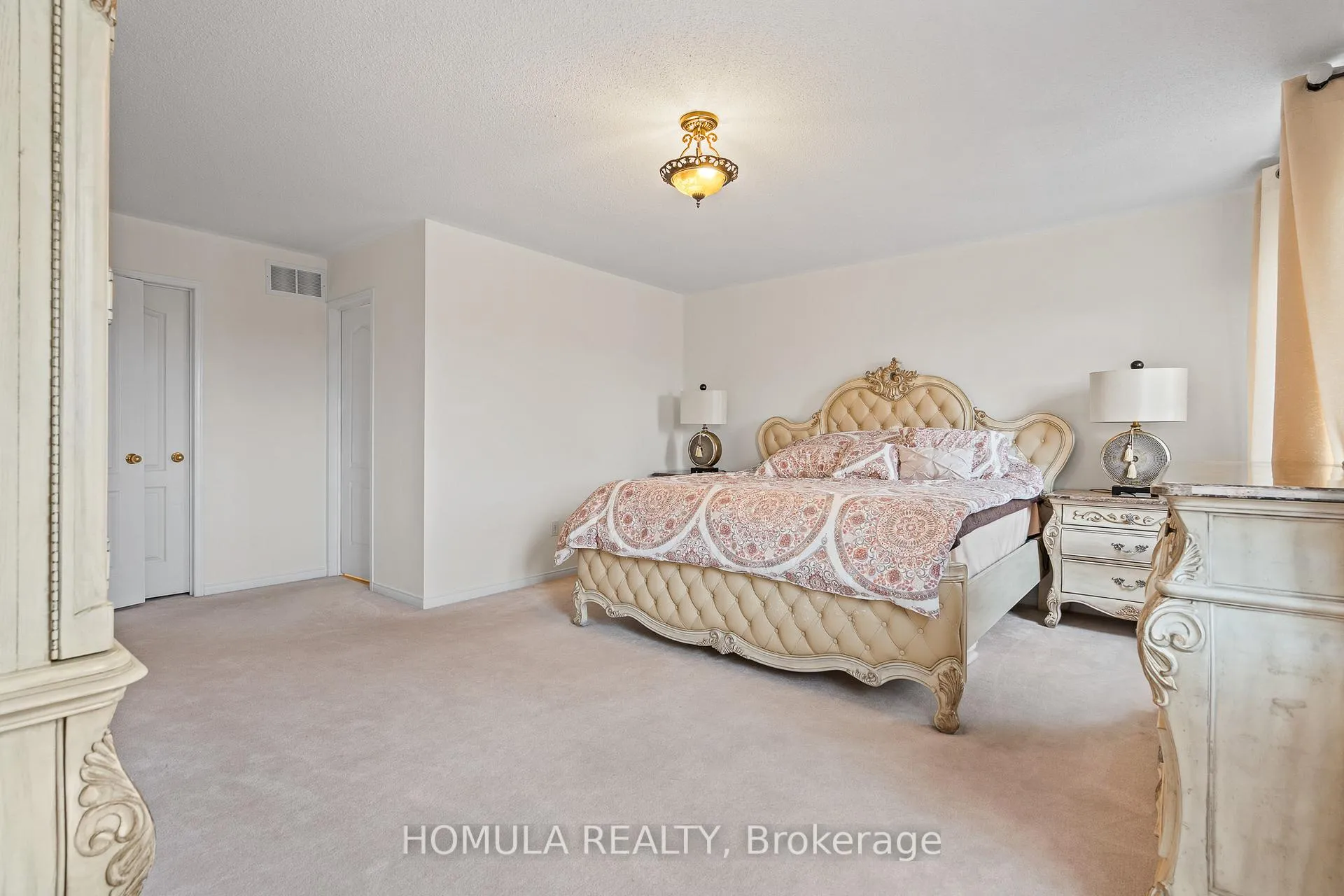 Photo 271 of 54 Queen Mary Drive, Brampton, Fletcher's Meadow — HOMEH
