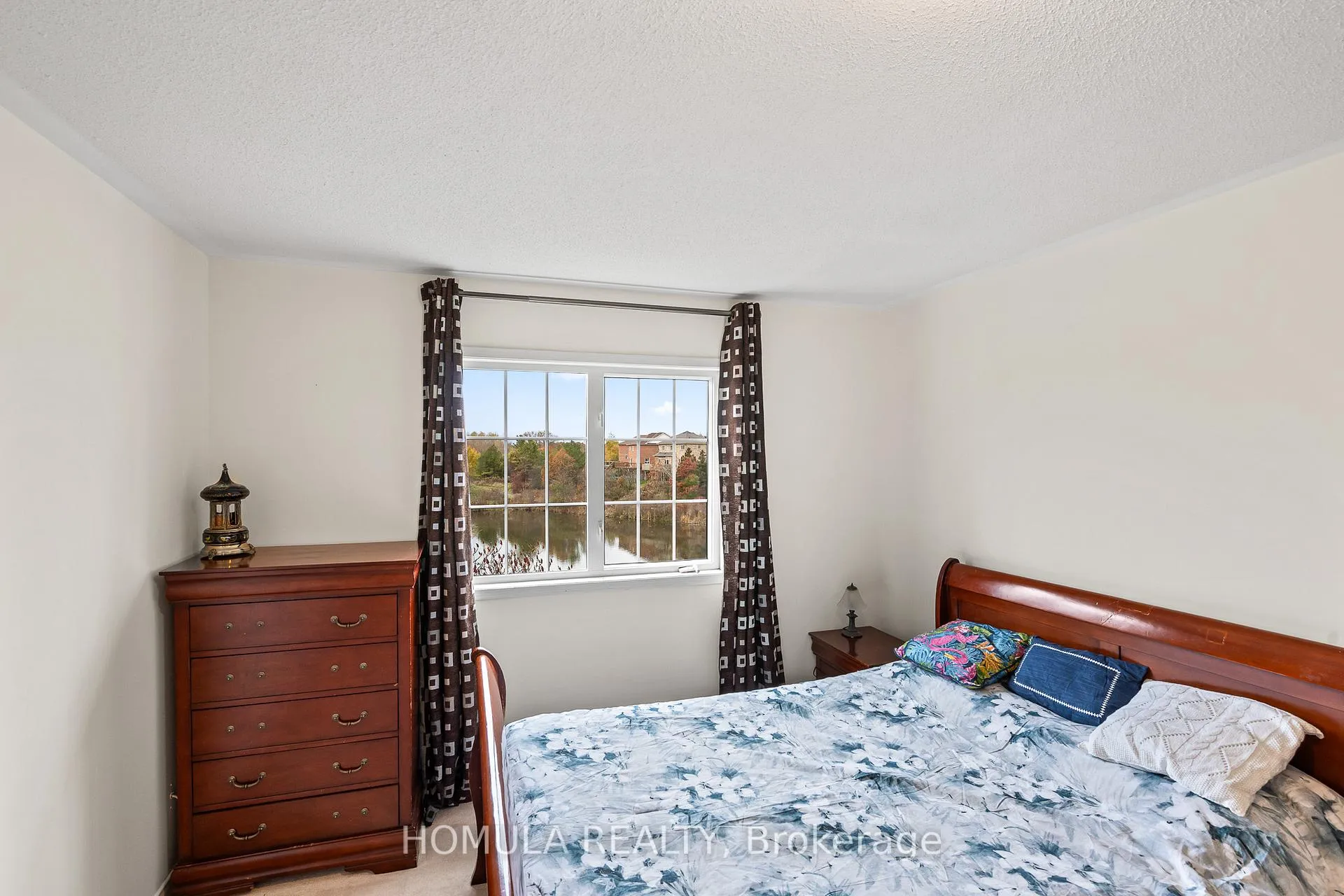 Photo 384 of 54 Queen Mary Drive, Brampton, Fletcher's Meadow — HOMEH
