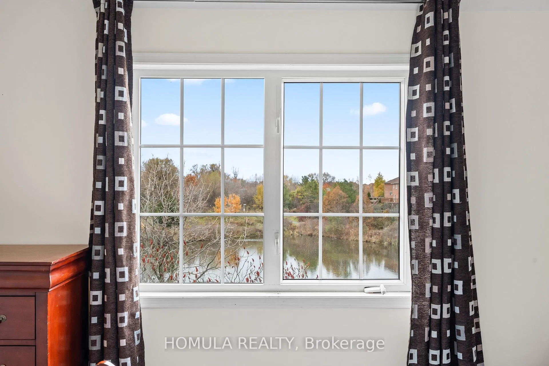 Photo 399 of 54 Queen Mary Drive, Brampton, Fletcher's Meadow — HOMEH