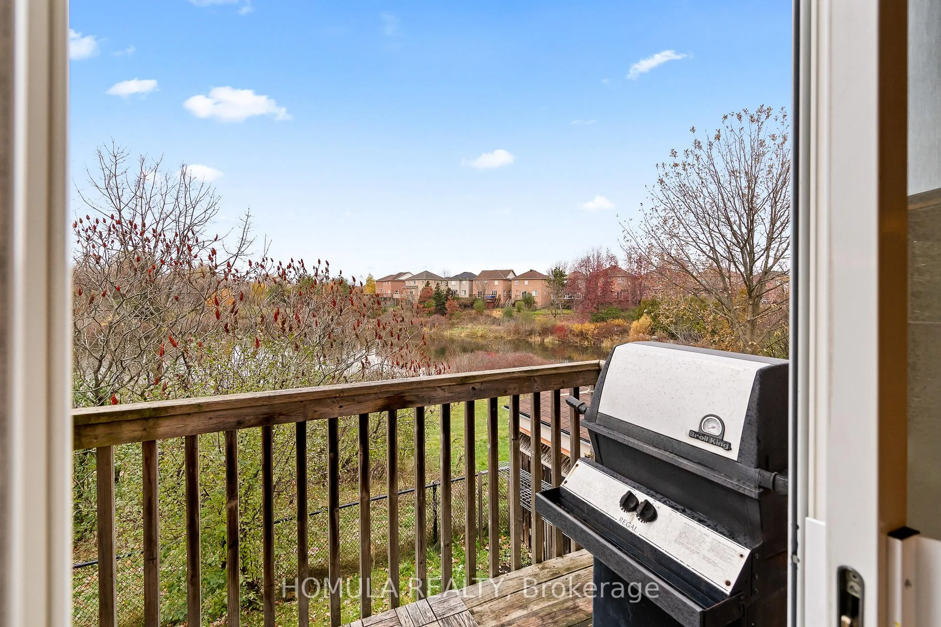 Photo 582 of 54 Queen Mary Drive, Brampton, Fletcher's Meadow — HOMEH