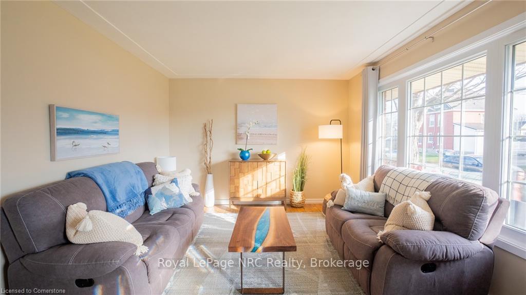 Photo 13 of 152 Copeland Street, Central Elgin, Belmont — HOMEH