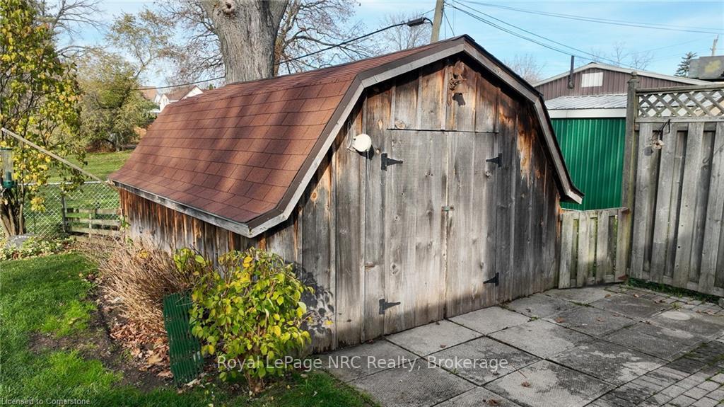 Photo 33 of 152 Copeland Street, Central Elgin, Belmont — HOMEH