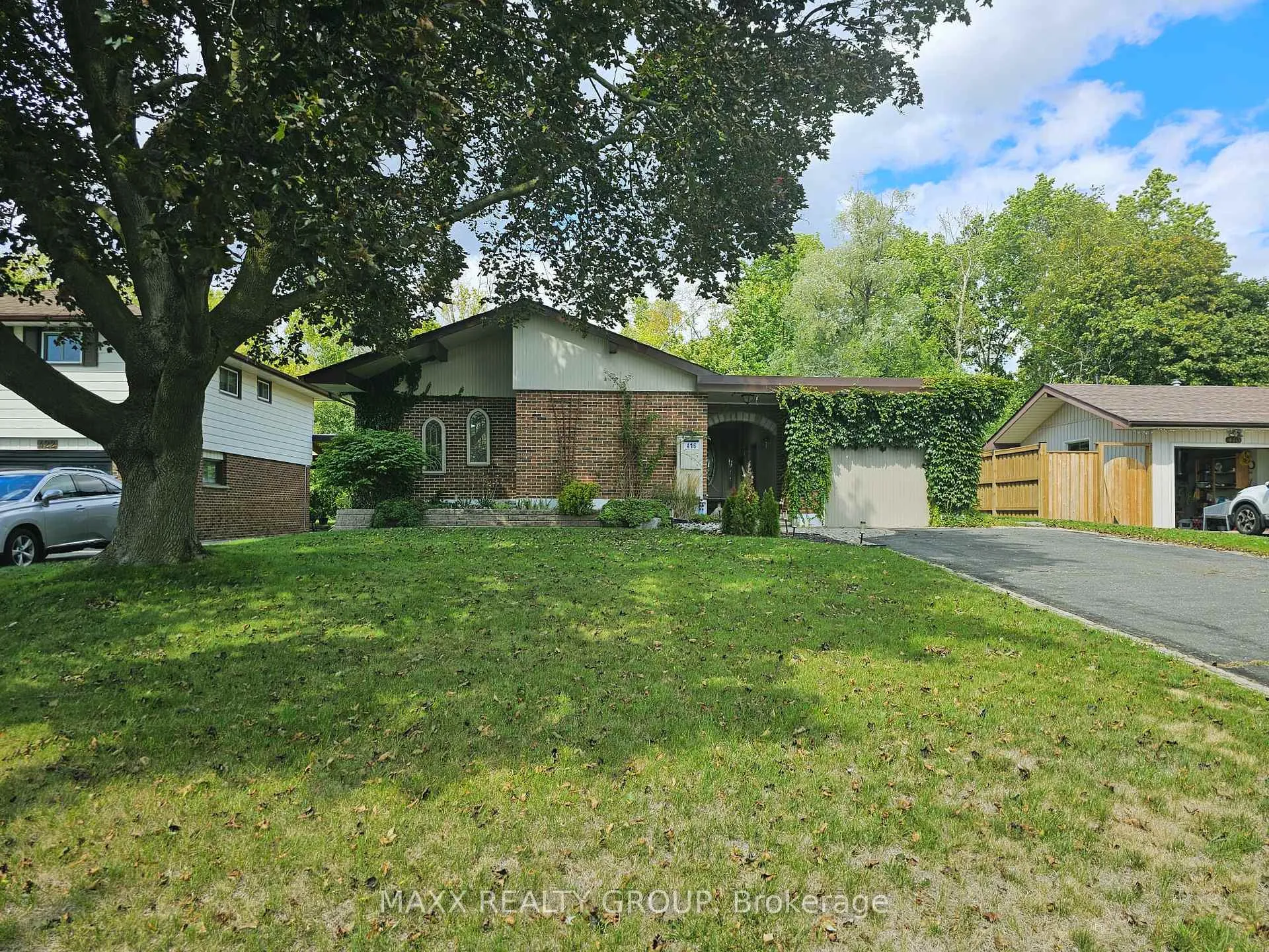 Photo 1 of 416 Jane Avenue, Oshawa, Northglen — HOMEH