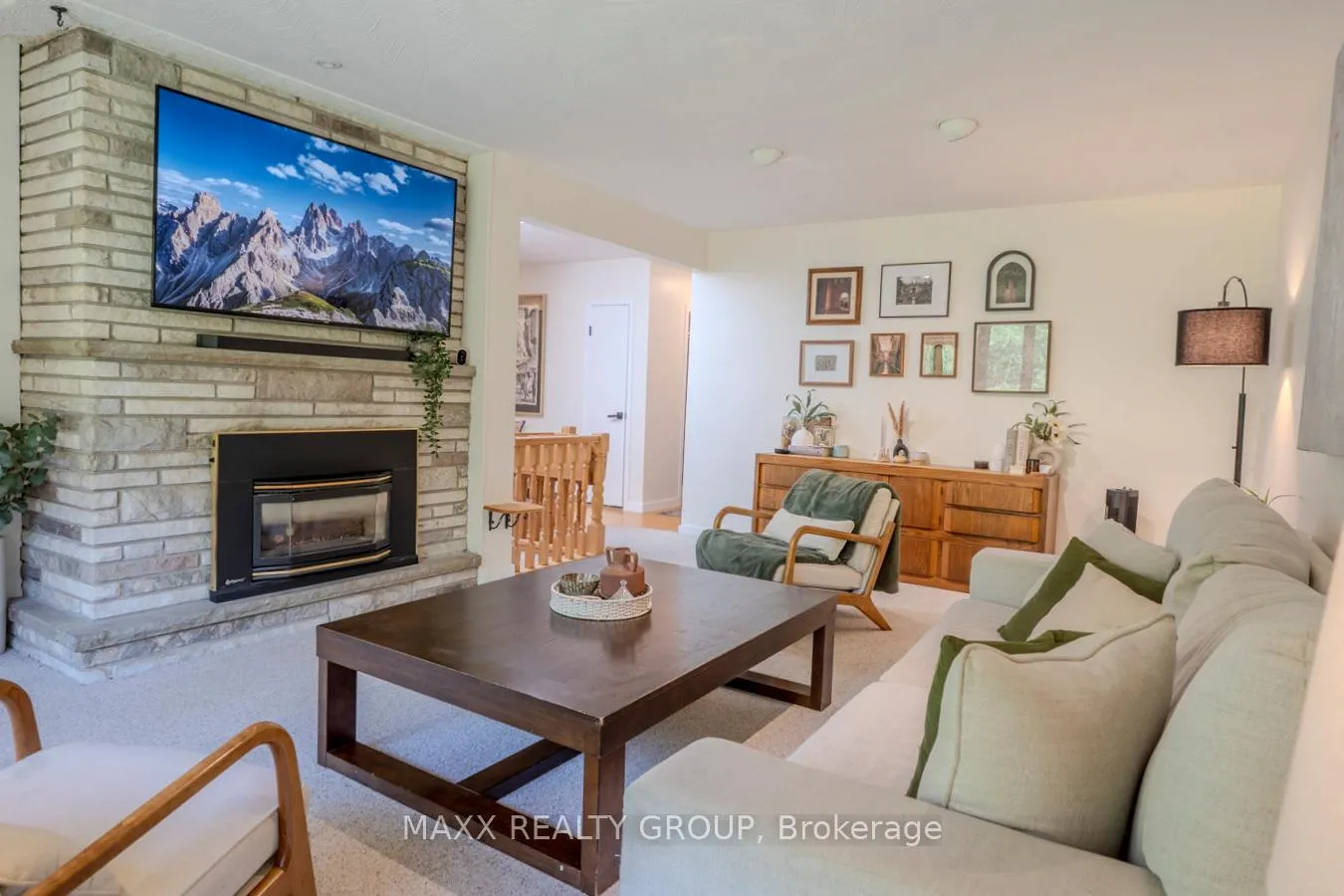 Photo 9 of 416 Jane Avenue, Oshawa, Northglen — HOMEH