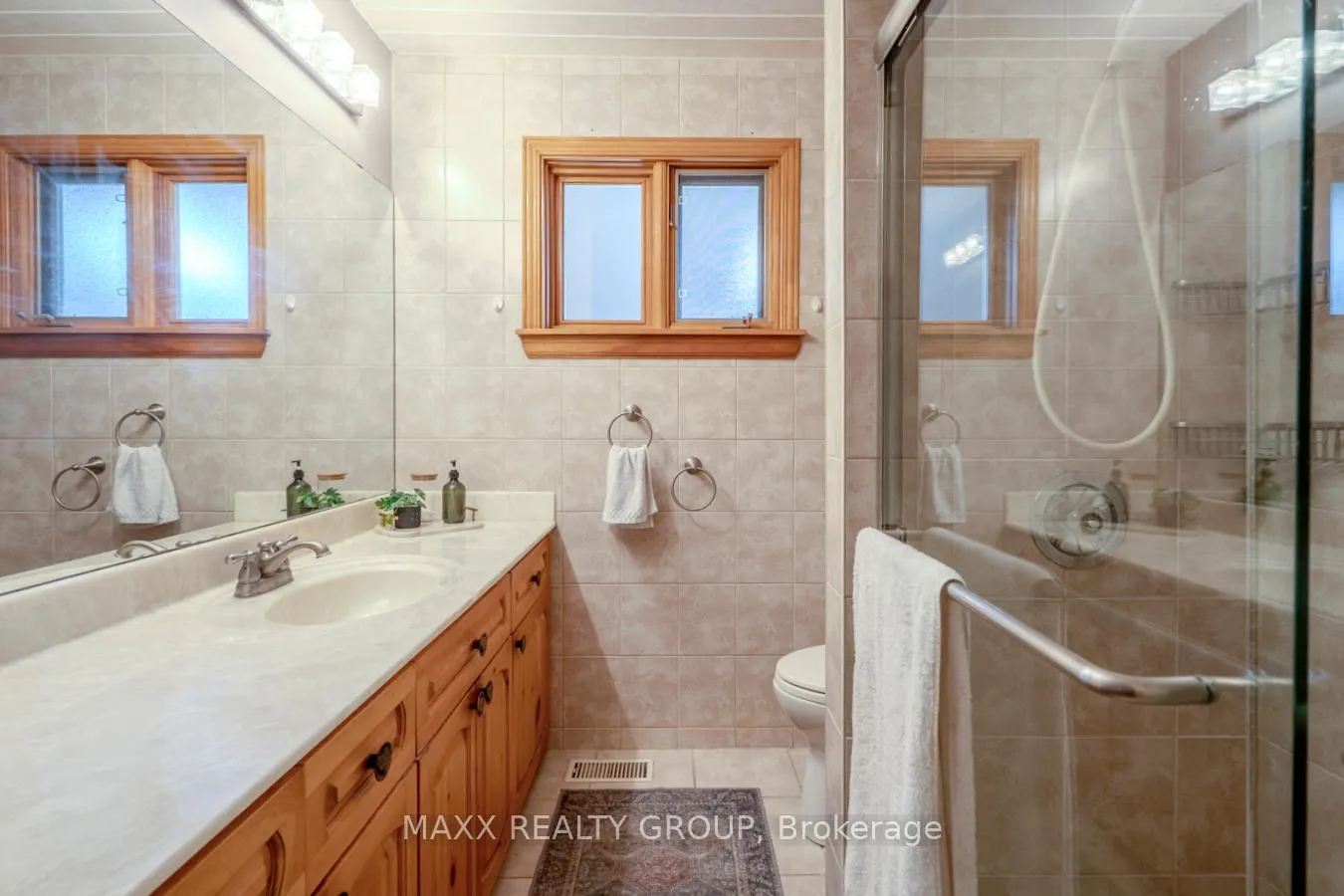 Photo 26 of 416 Jane Avenue, Oshawa, Northglen — HOMEH