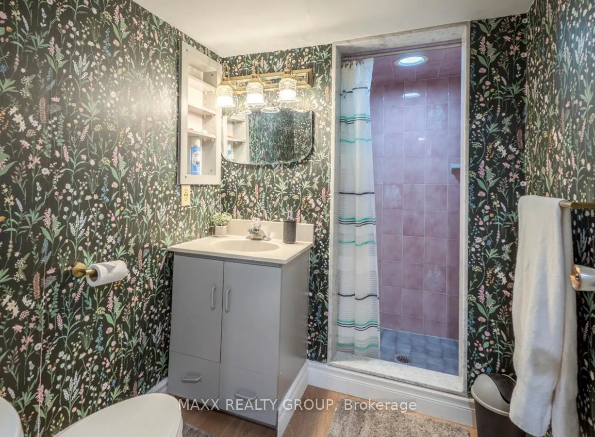 Photo 40 of 416 Jane Avenue, Oshawa, Northglen — HOMEH