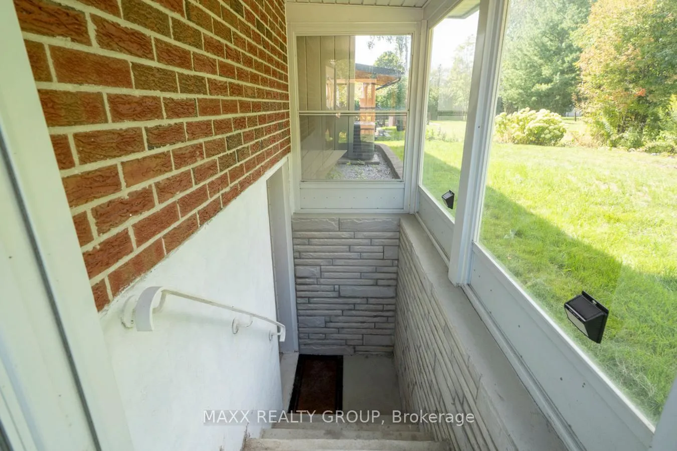Photo 47 of 416 Jane Avenue, Oshawa, Northglen — HOMEH