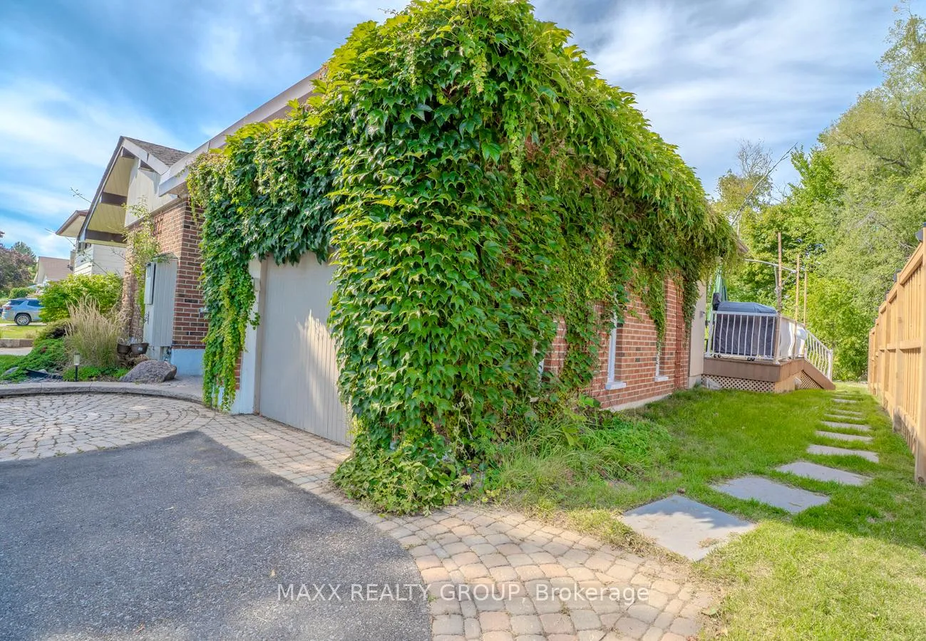 Photo 50 of 416 Jane Avenue, Oshawa, Northglen — HOMEH