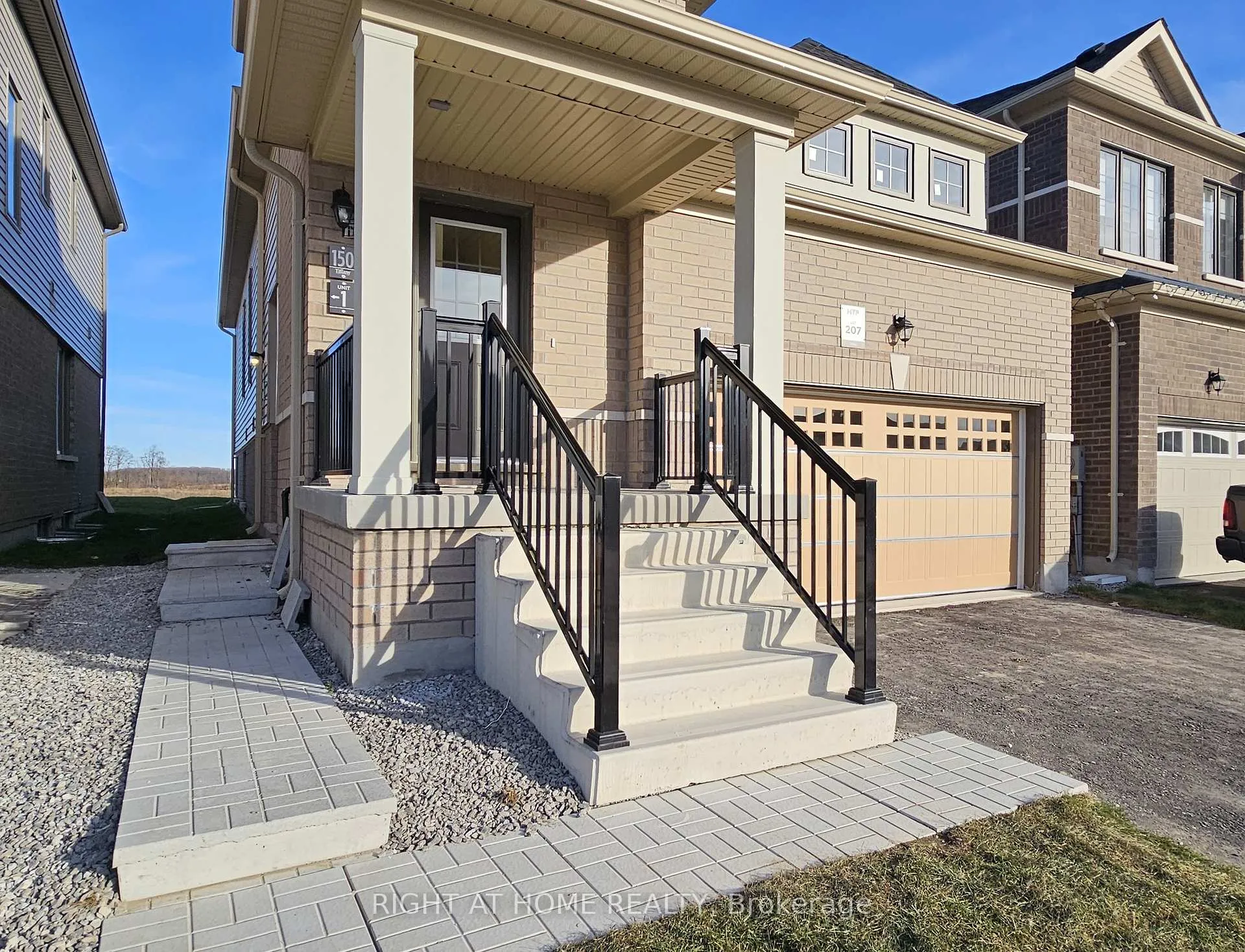 Photo 1 of Unit 1, 150 Terry Fox Drive, Barrie, Rural Barrie Southeast — HOMEH