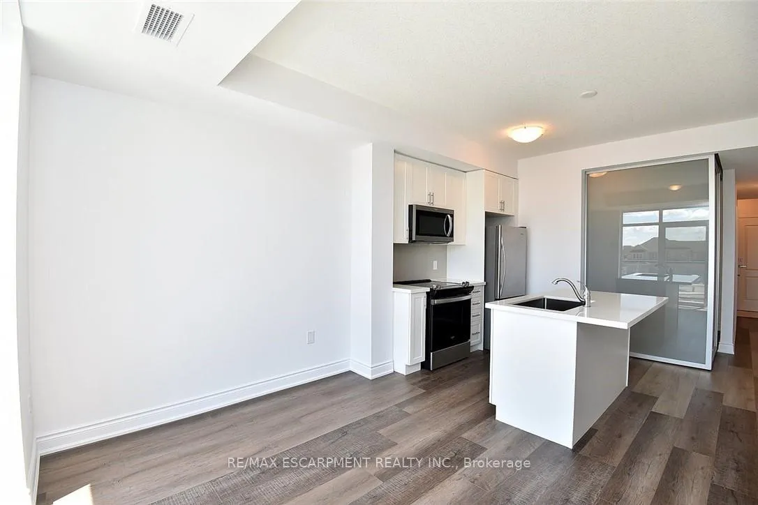 Photo 5 of Unit 612, 450 Dundas Street, Hamilton, Waterdown — HOMEH